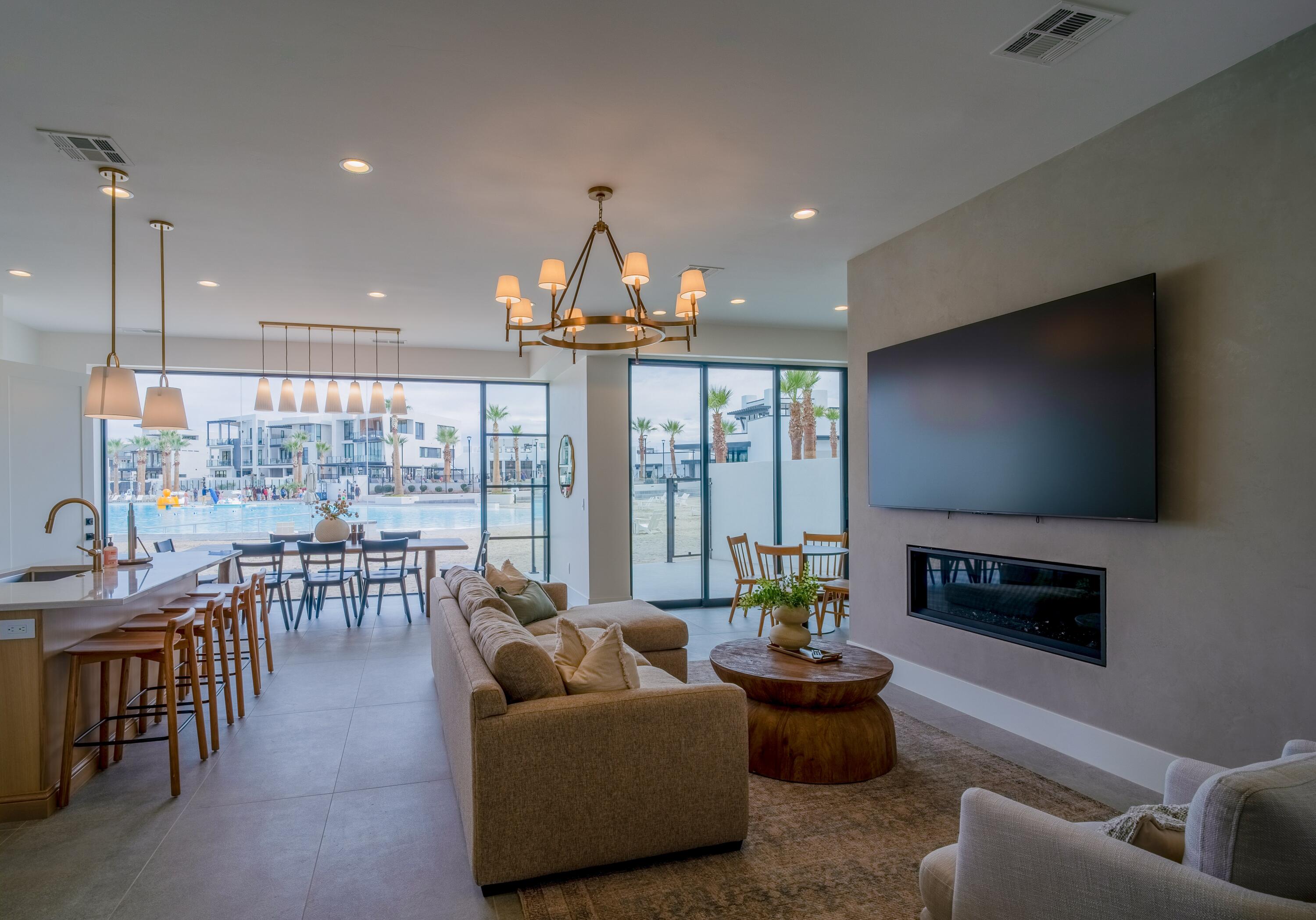 DESERT COLOR SHORES WATERS EDGE - Residential