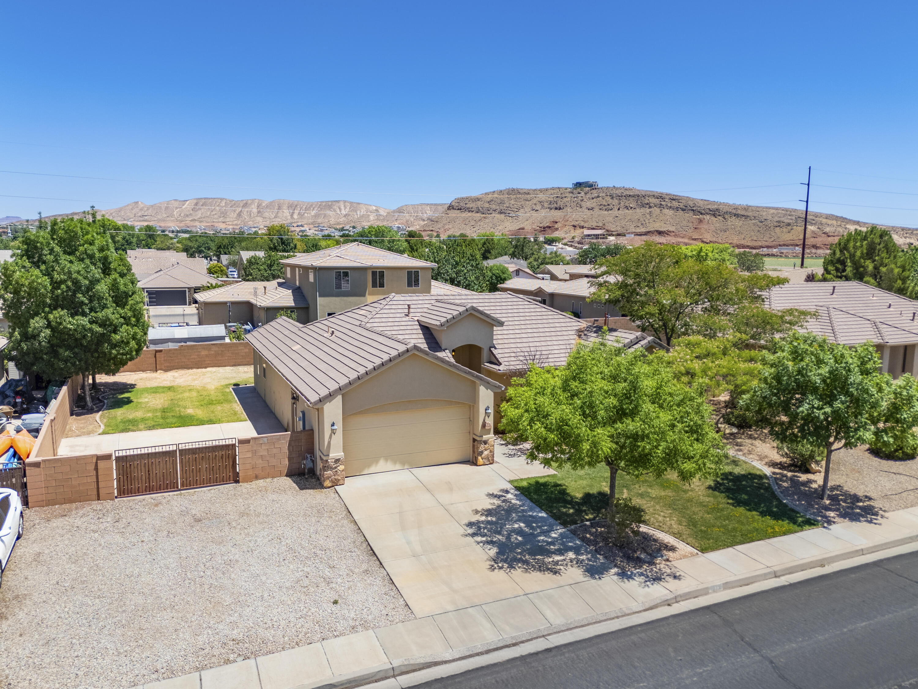 STONECREEK MEADOWS - Residential