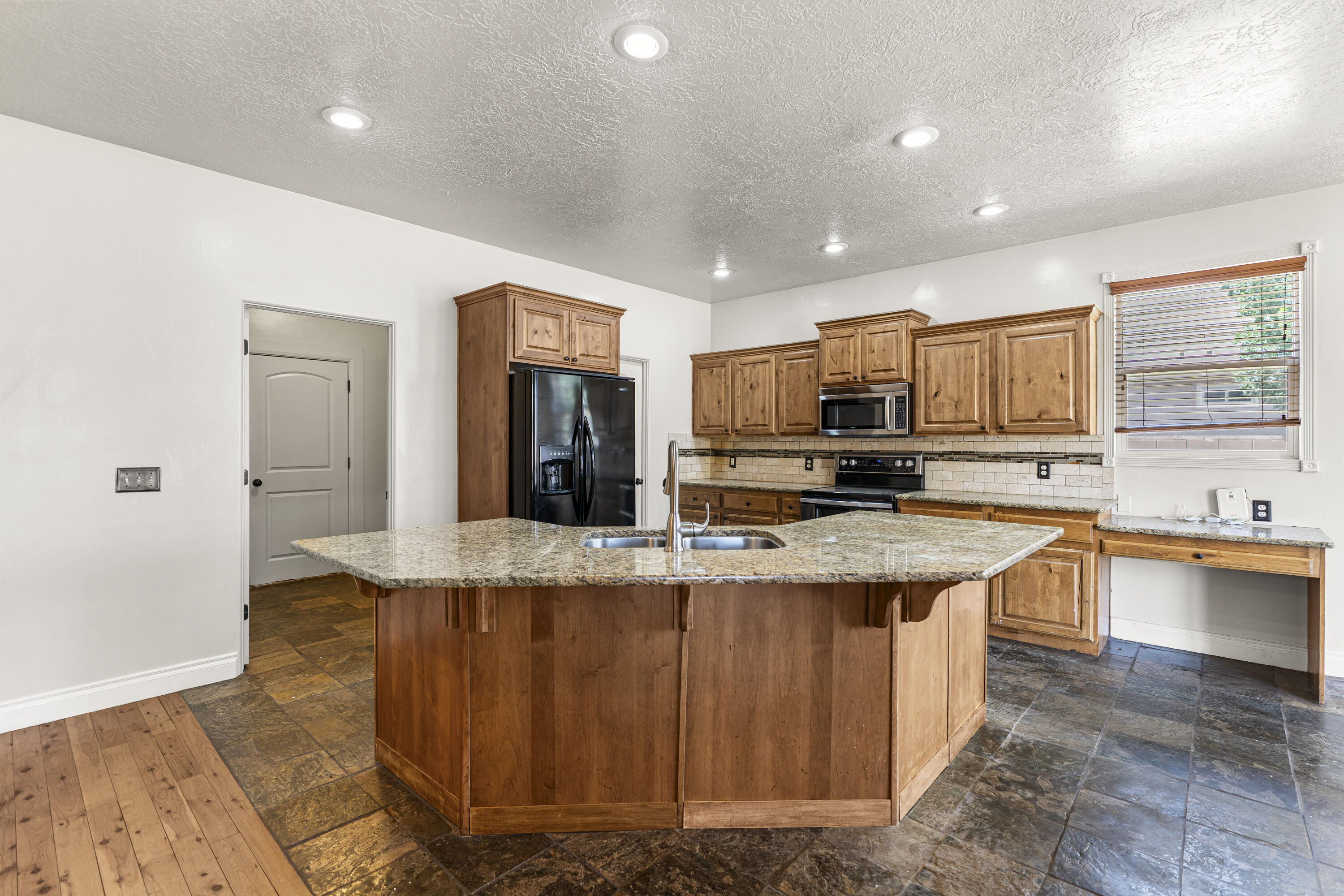 STONECREEK MEADOWS - Residential