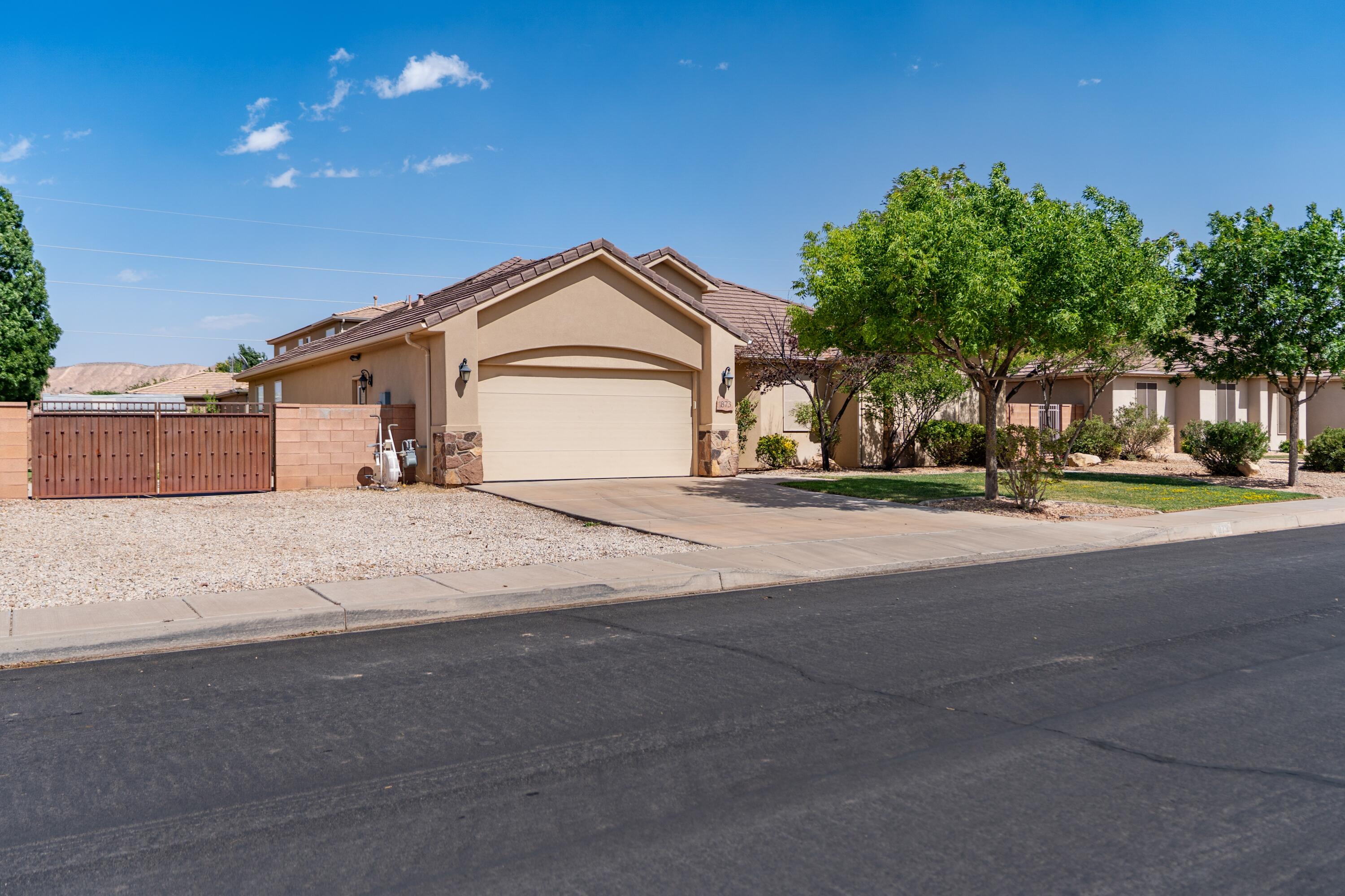 STONECREEK MEADOWS - Residential