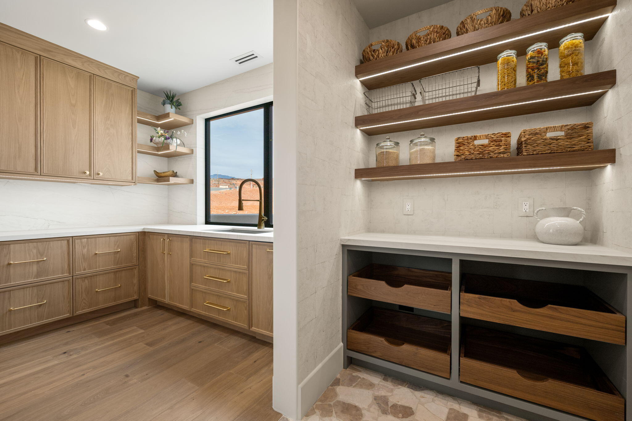 SOLENTE VILLAGE - Residential