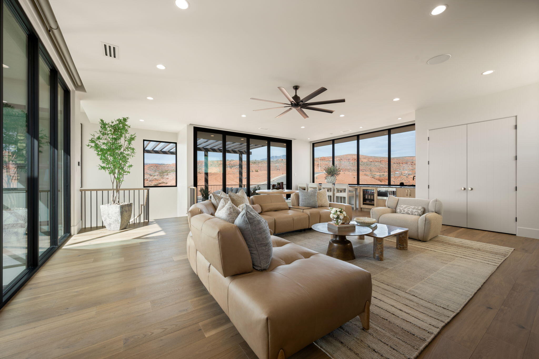 SOLENTE VILLAGE - Residential