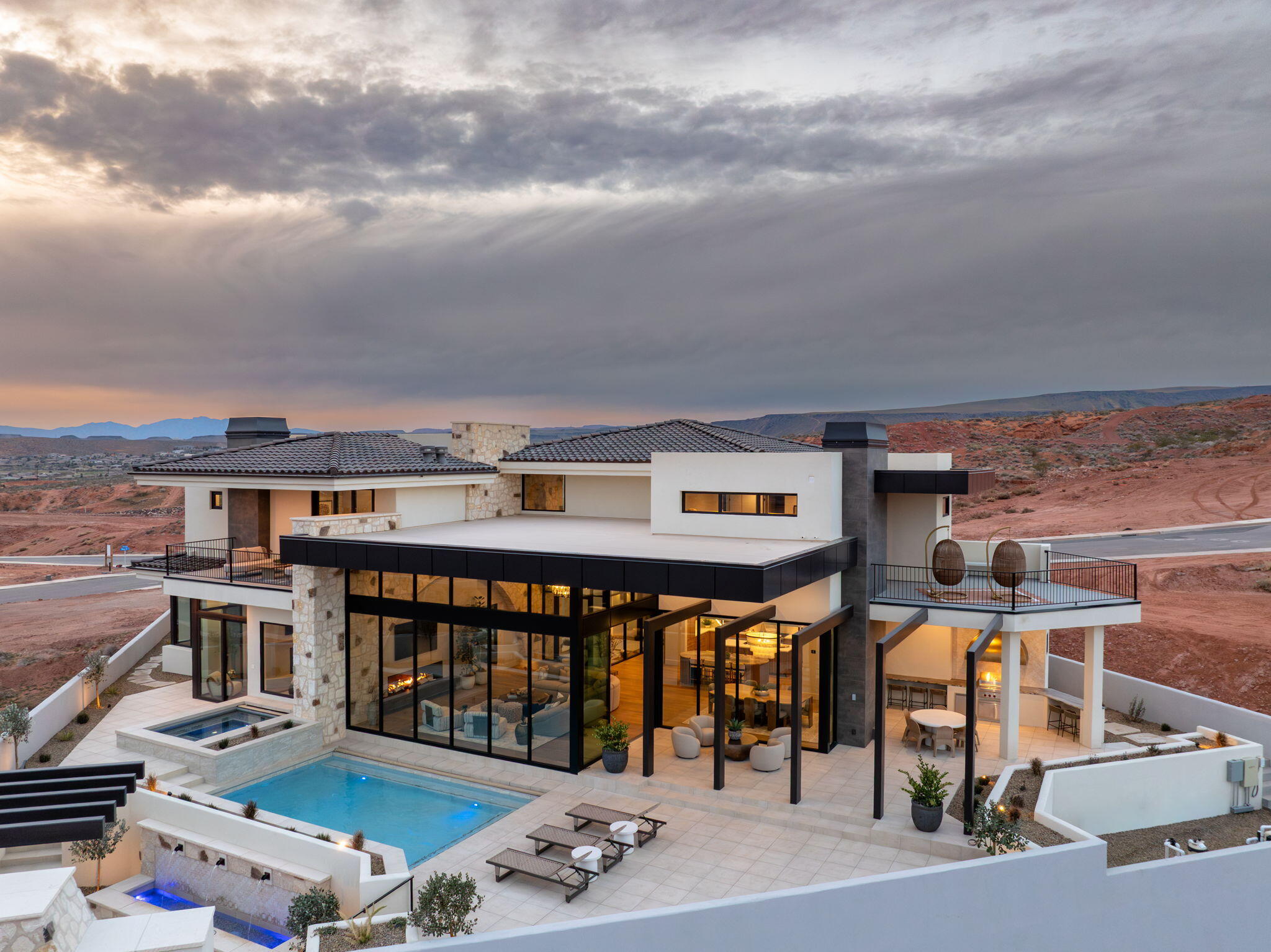 SOLENTE VILLAGE - Residential