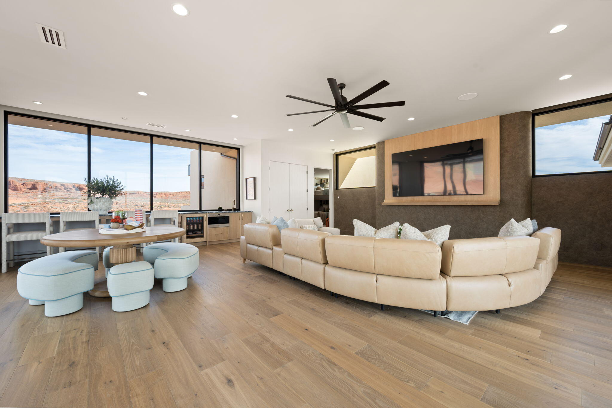 SOLENTE VILLAGE - Residential