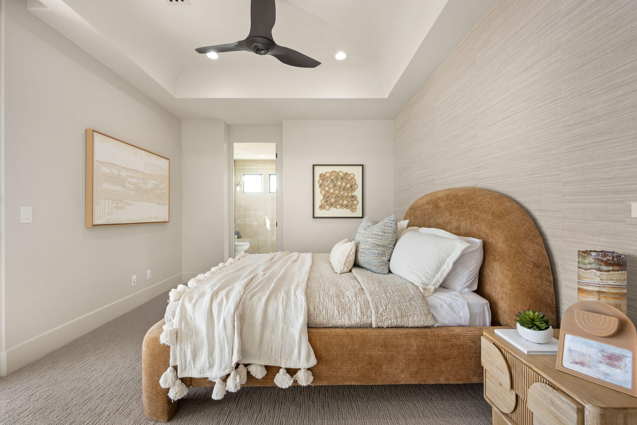 SOLENTE VILLAGE - Residential