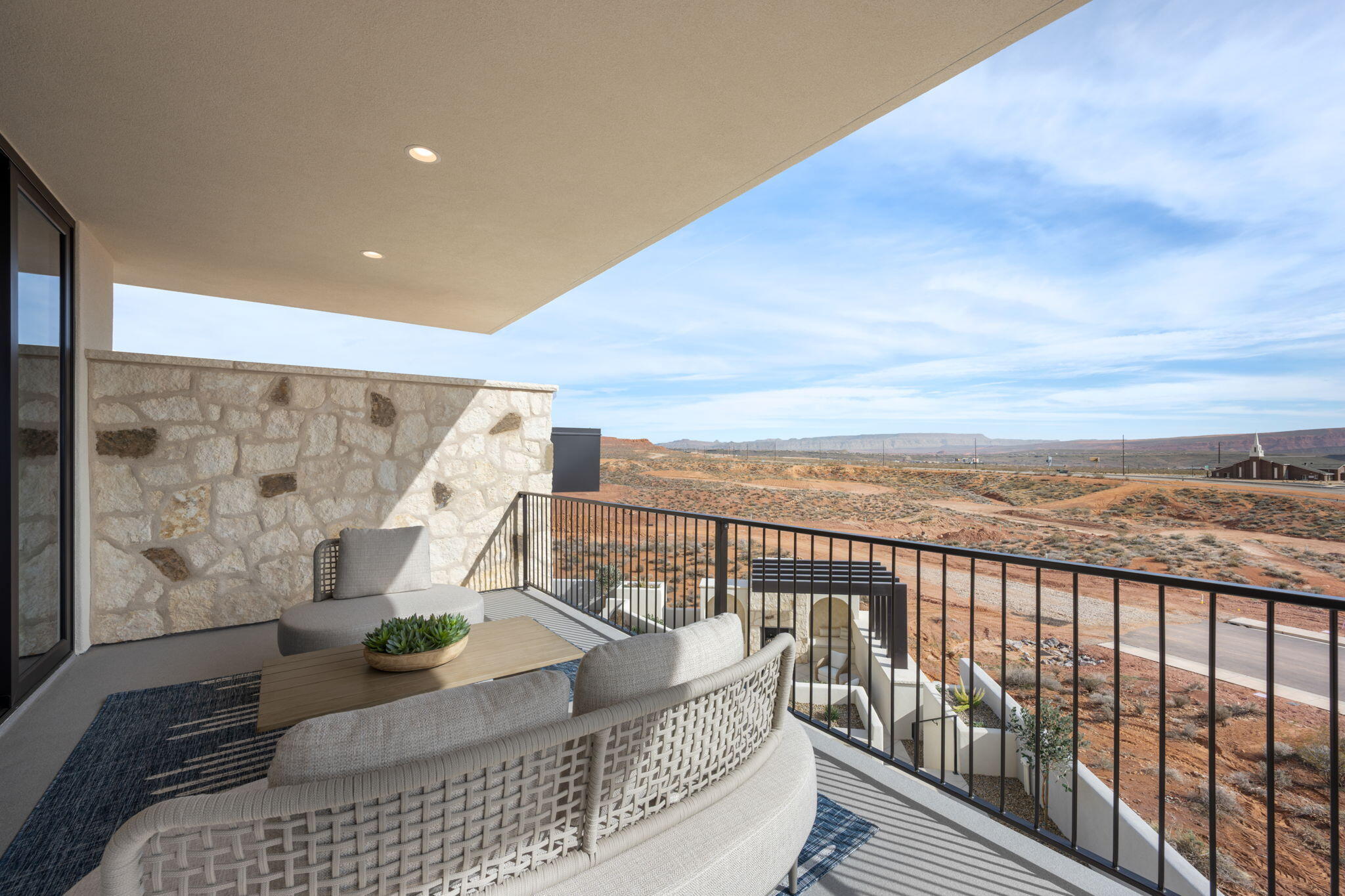 SOLENTE VILLAGE - Residential