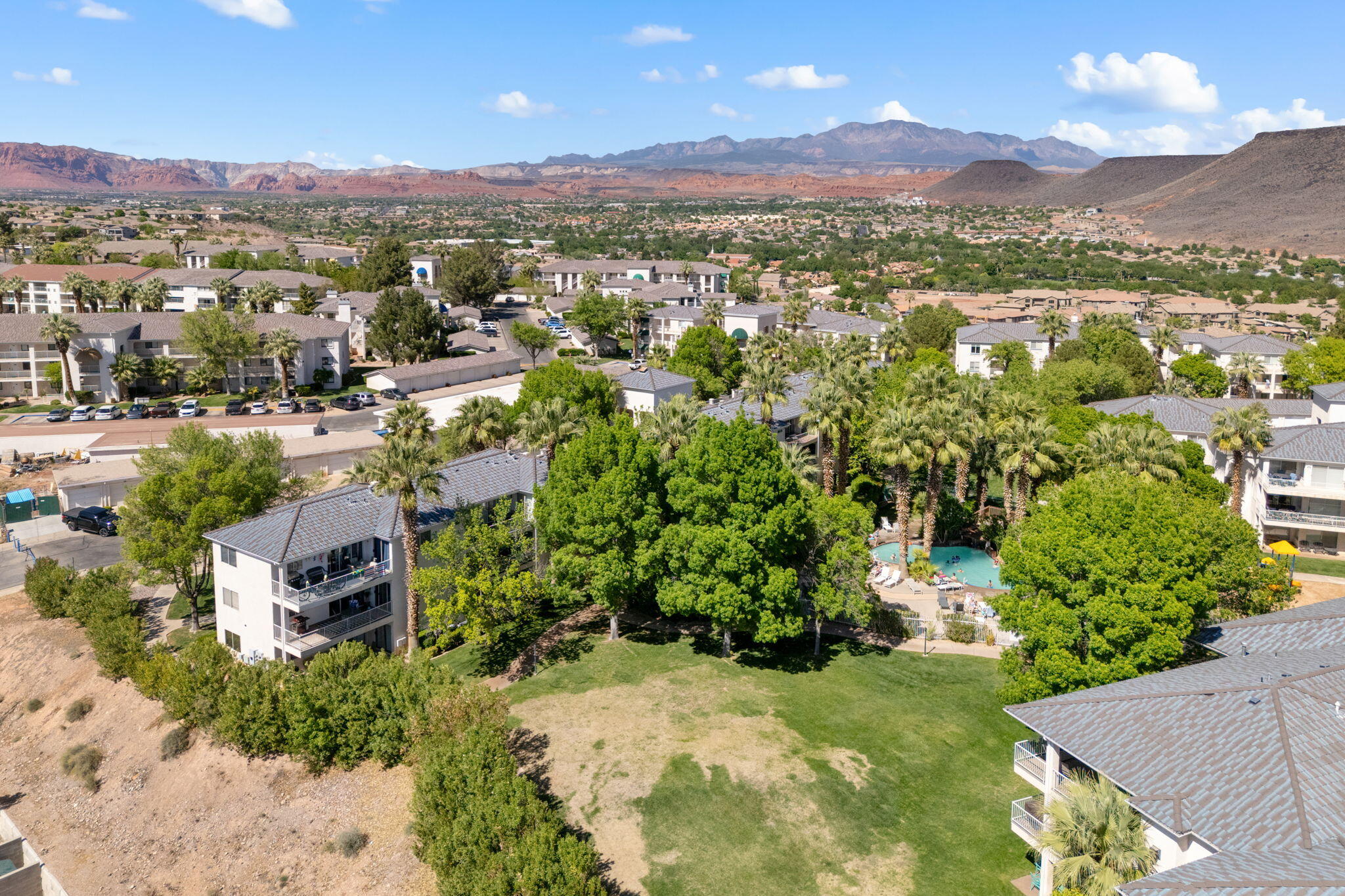 LAS PALMAS RESORT CONDOS - Residential