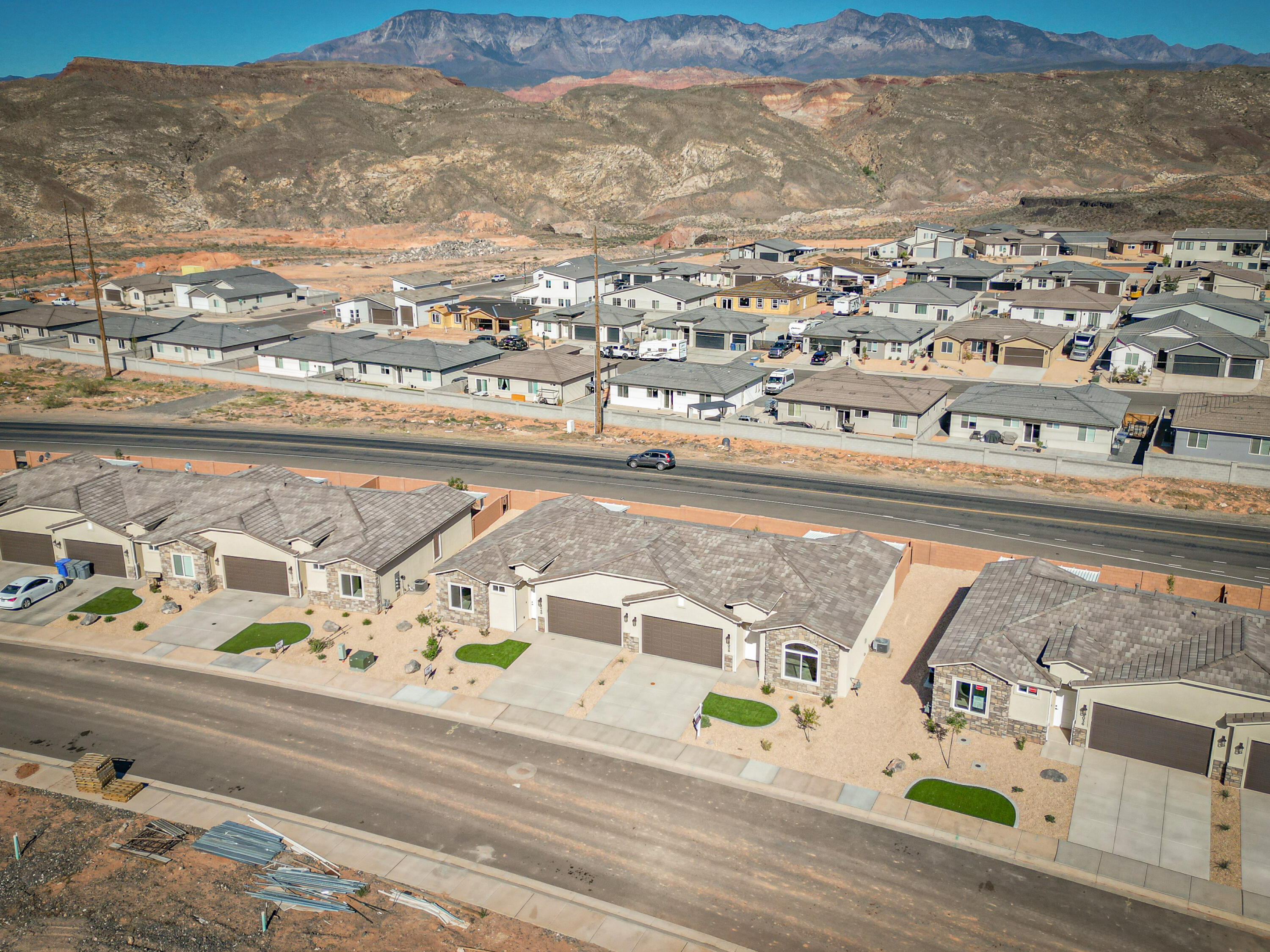 SKY VALLEY TOWNHOMES - Residential