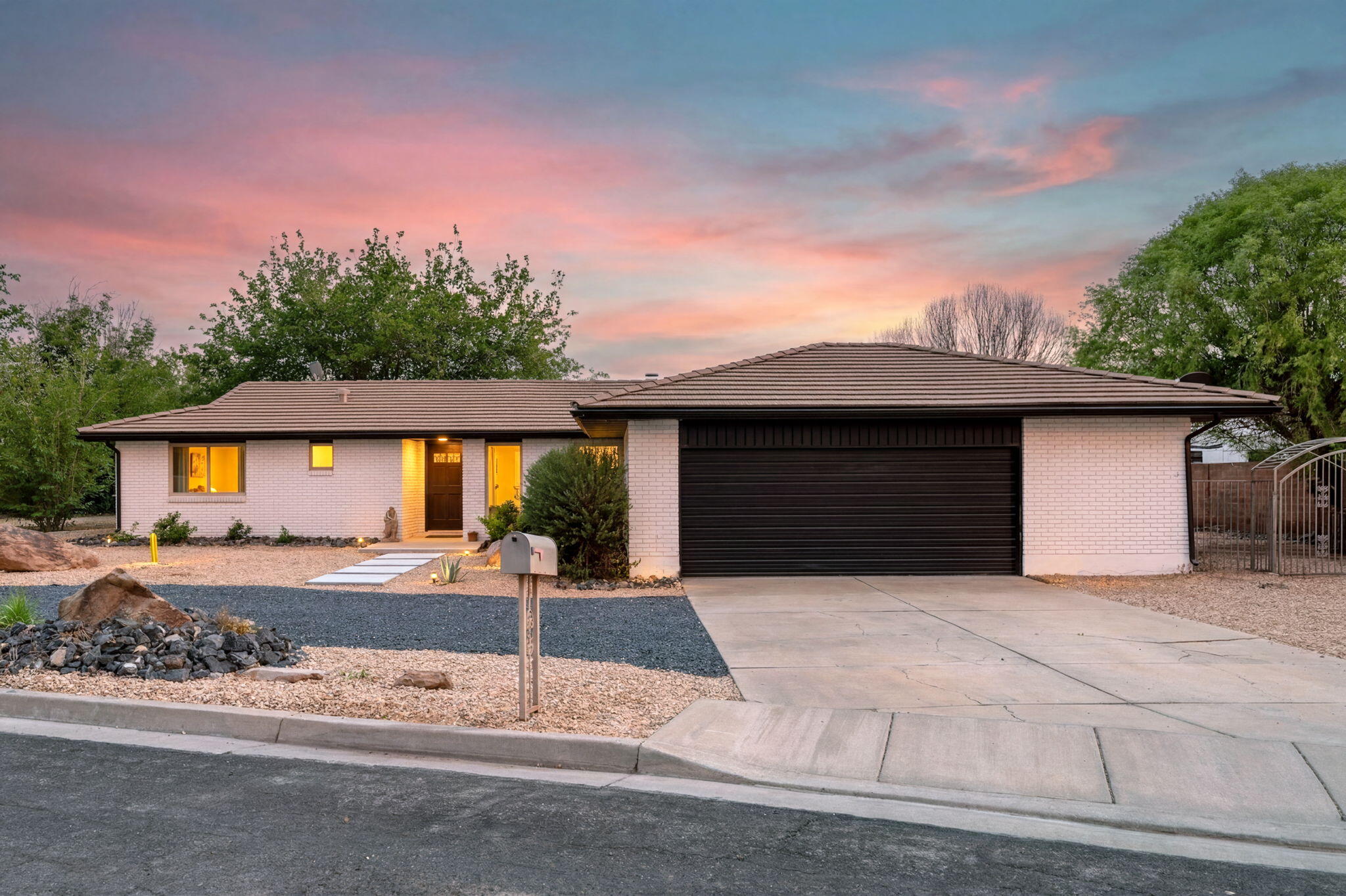 BLOOMINGTON RANCHES - Residential