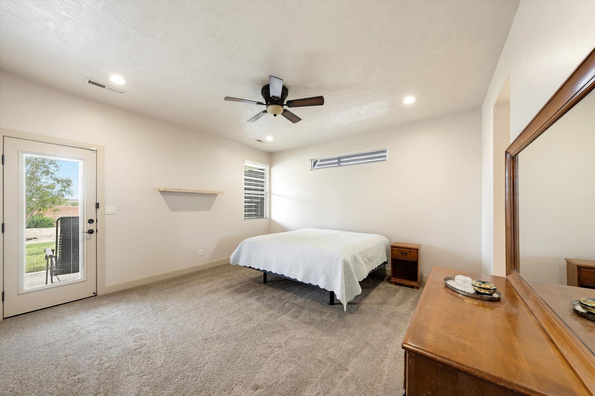 SKY RIDGE - Residential