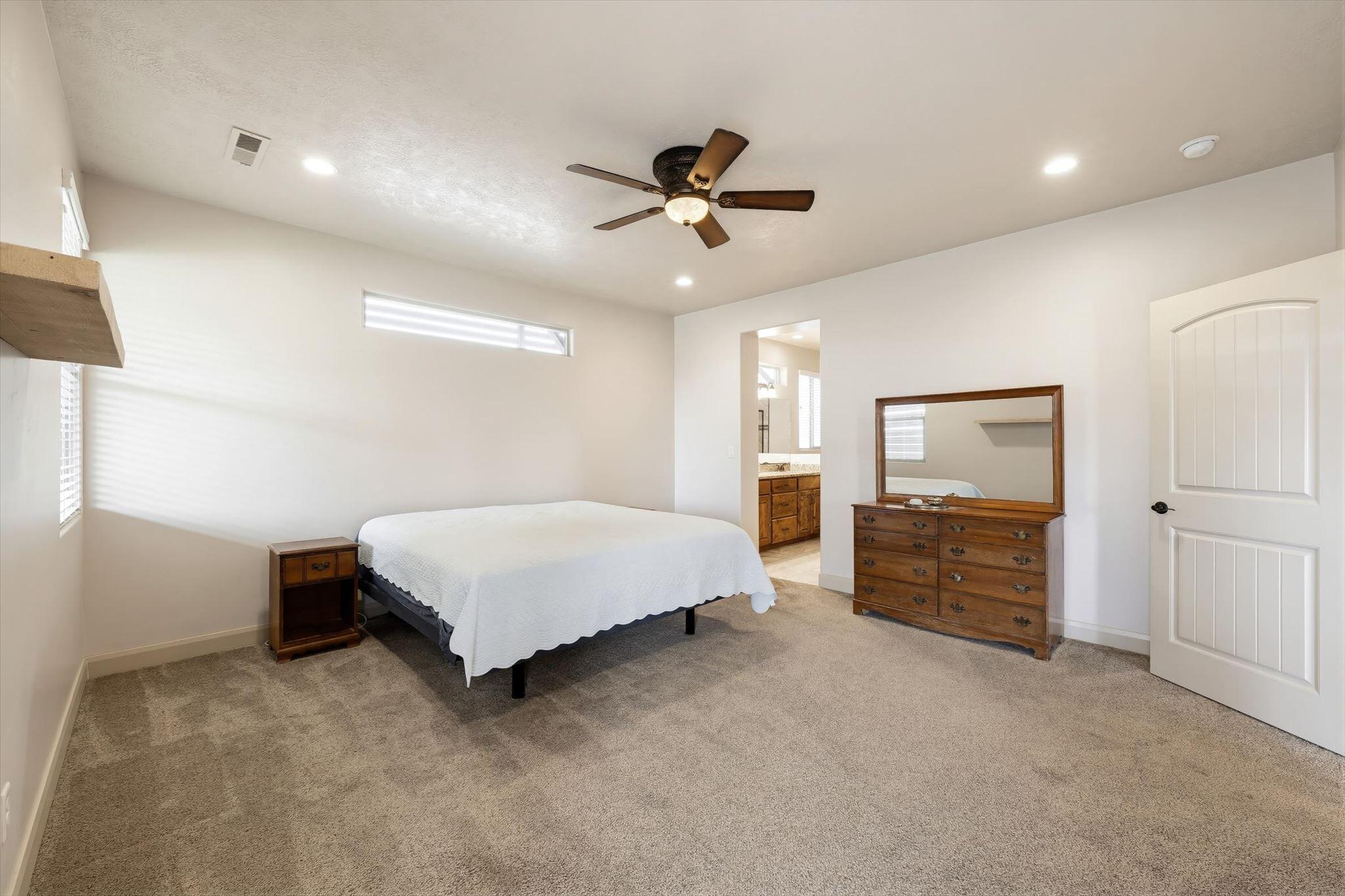 SKY RIDGE - Residential