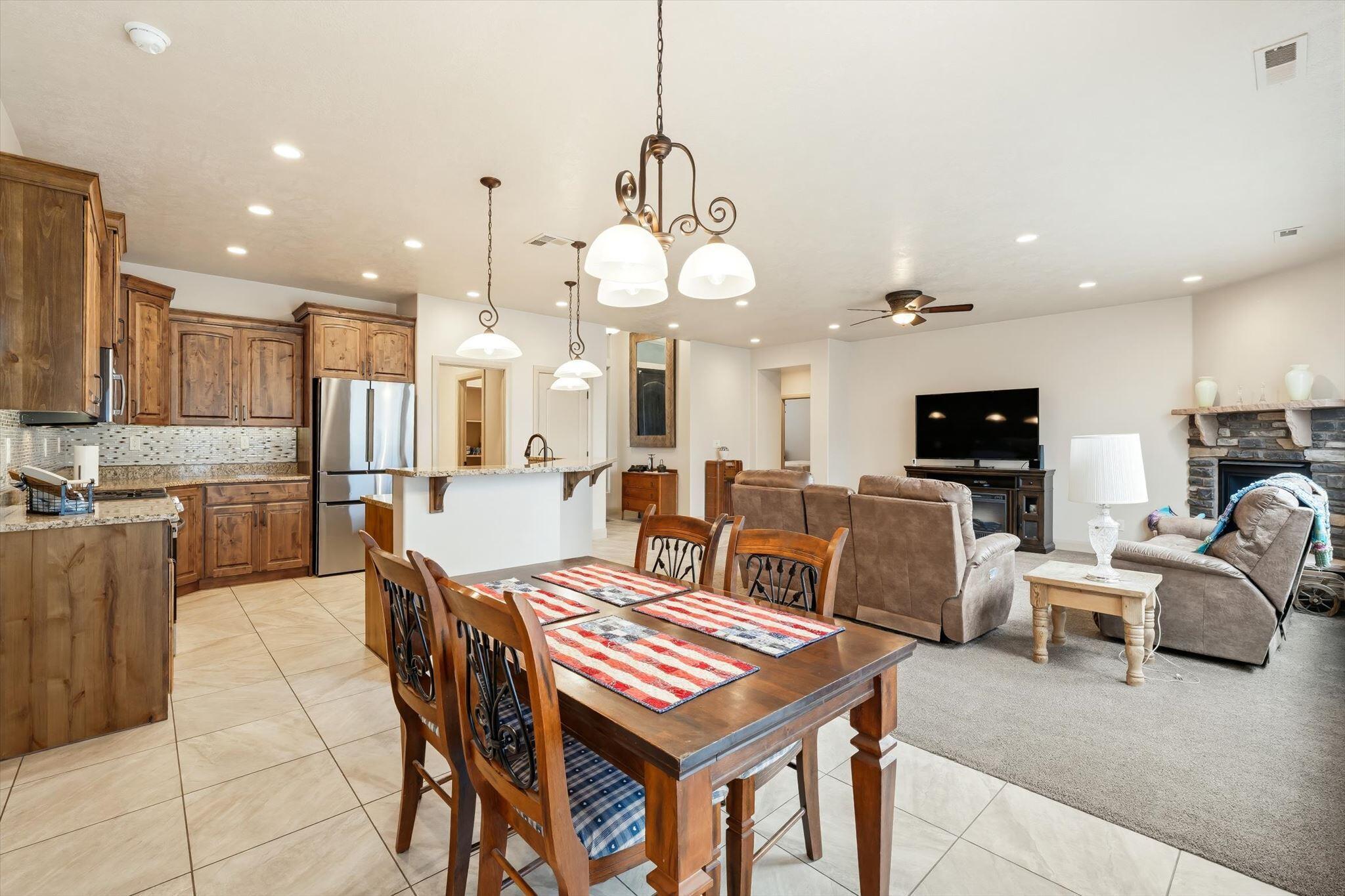 SKY RIDGE - Residential