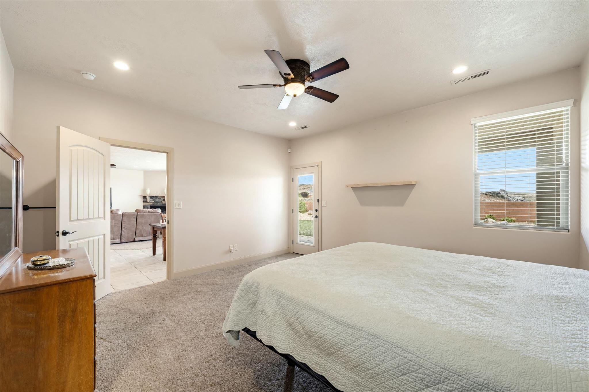 SKY RIDGE - Residential