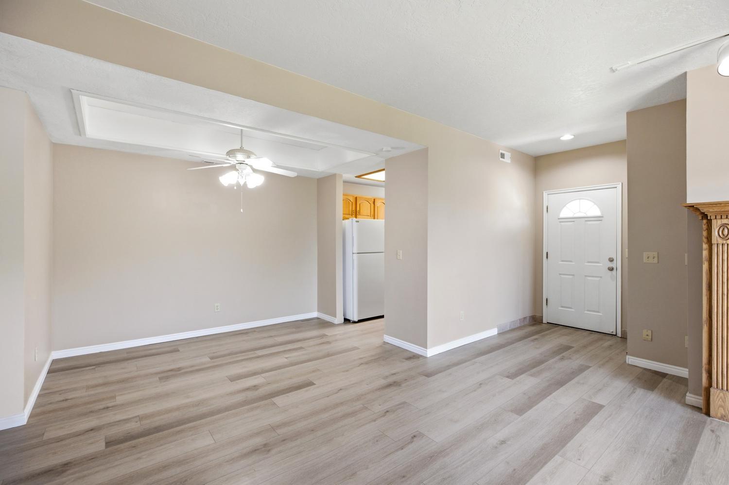 COTTON MANOR CONDOS - Residential