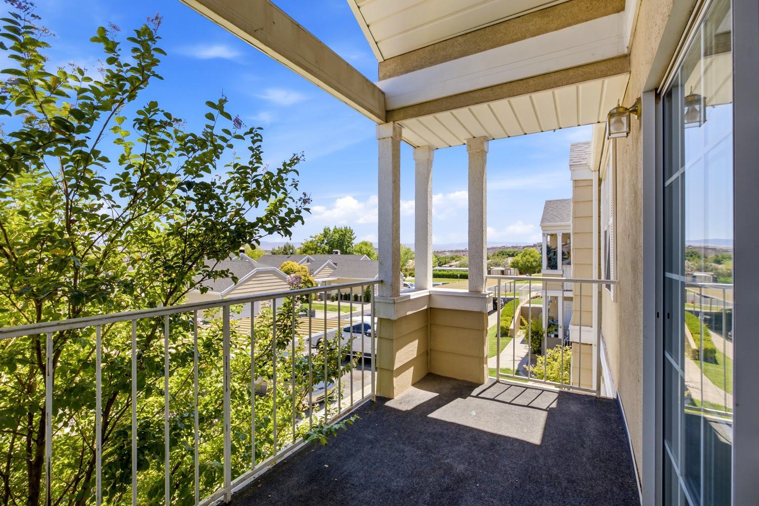 COTTON MANOR CONDOS - Residential