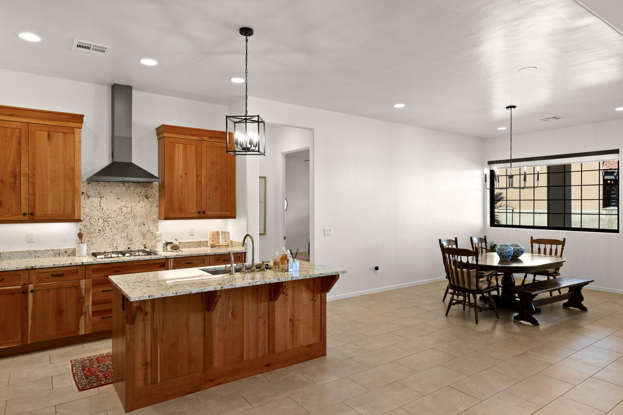 VINEYARD RIDGE - Residential