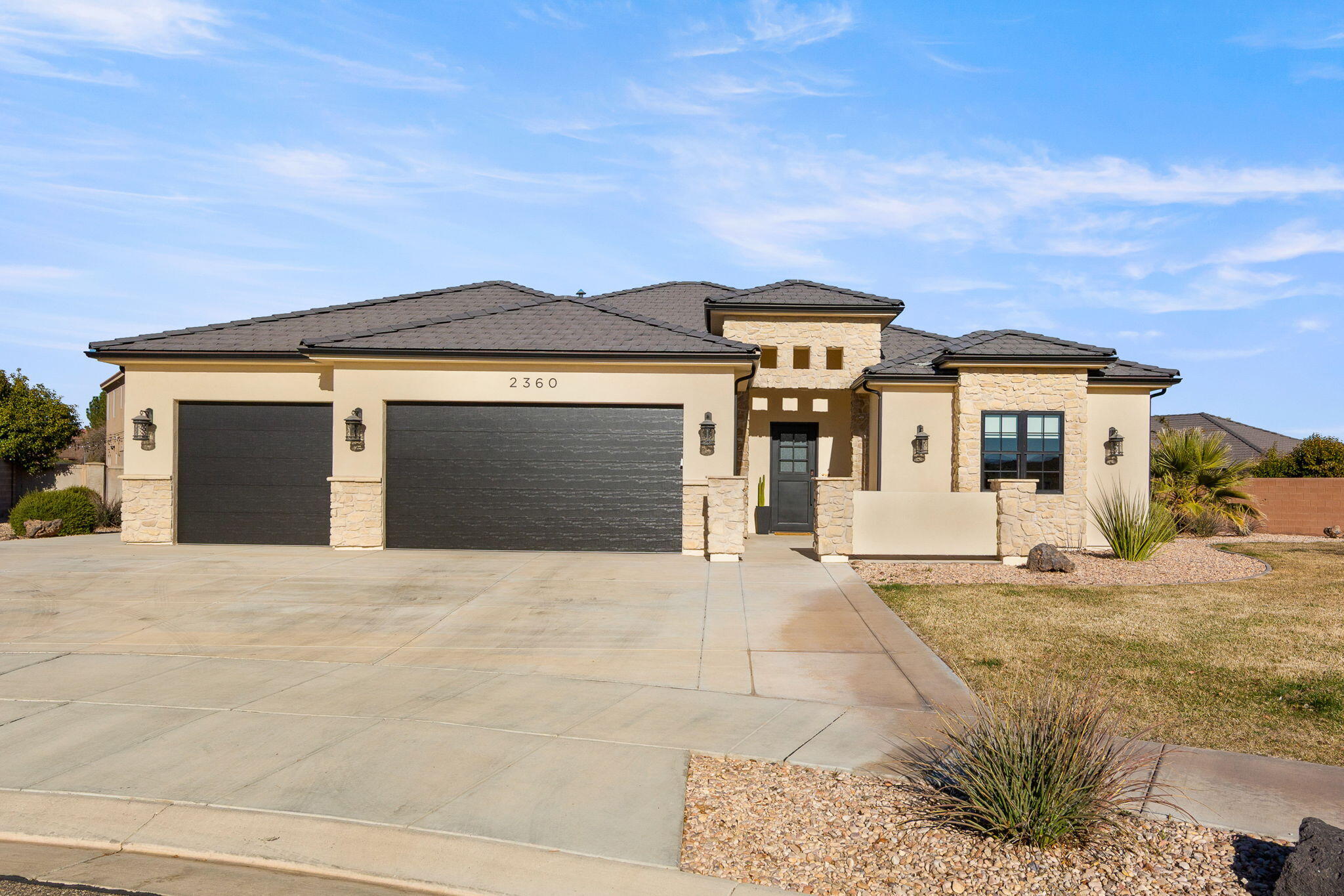 VINEYARD RIDGE - Residential