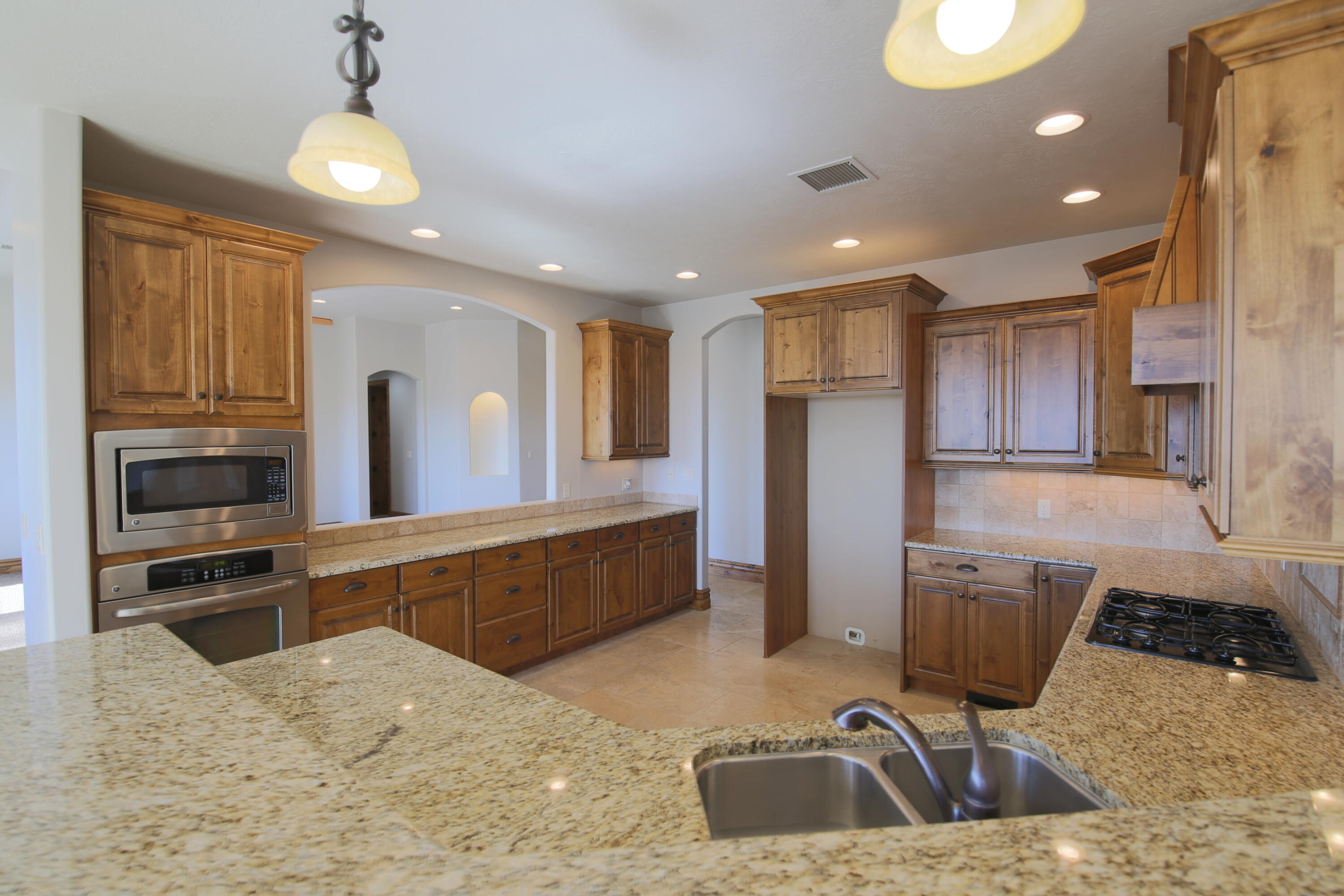 FOREMASTER RIDGE - Residential