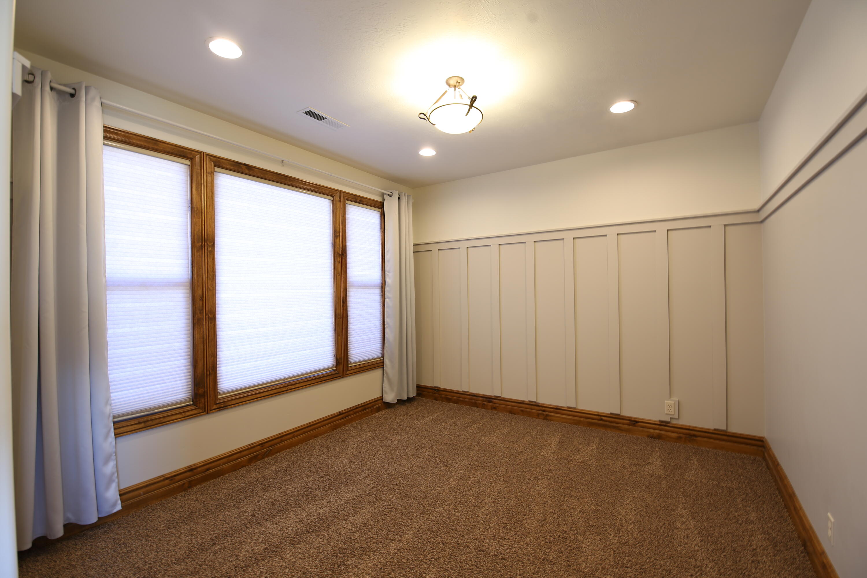 FOREMASTER RIDGE - Residential