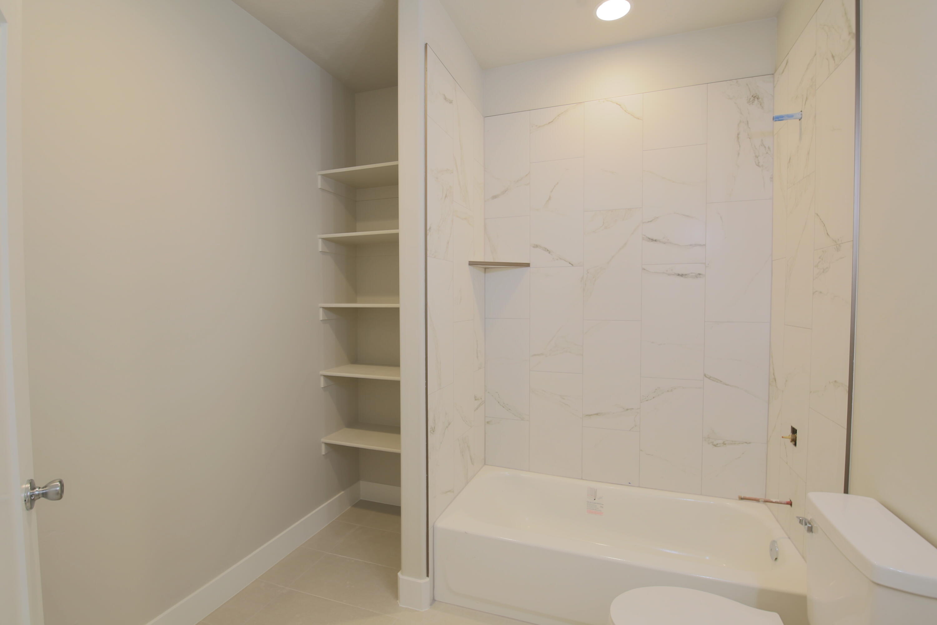 FOREMASTER RIDGE - Residential
