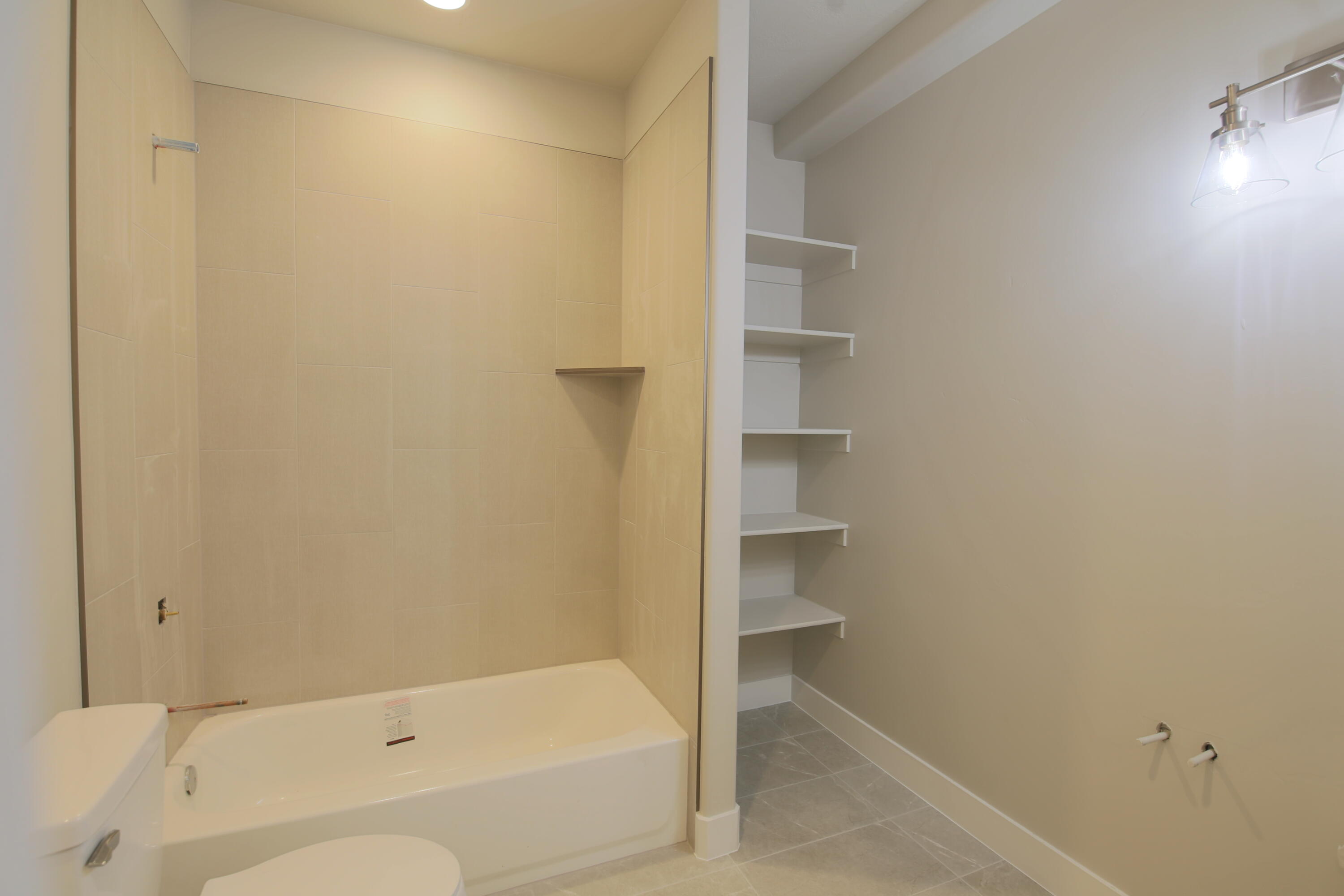 FOREMASTER RIDGE - Residential