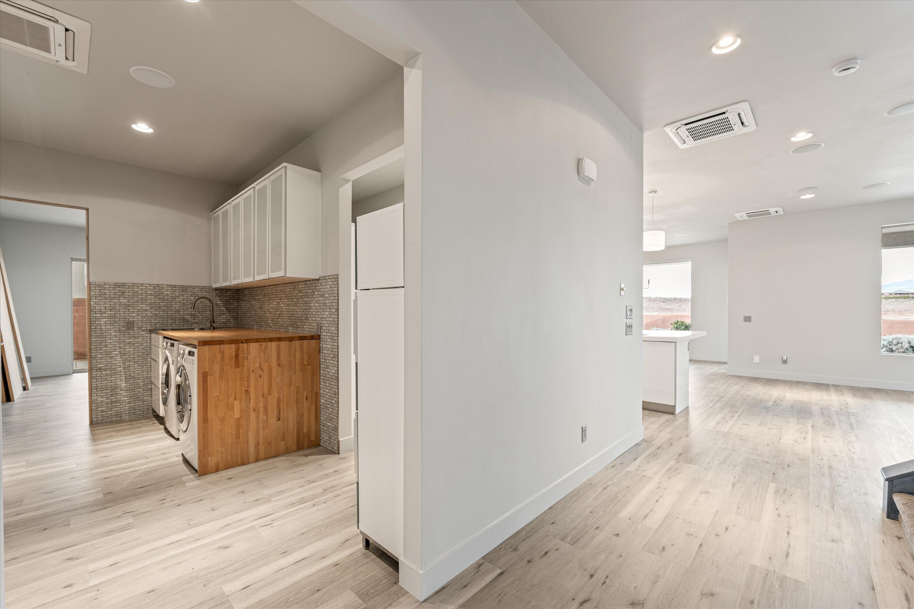 TONAQUINT VALLEY - Residential