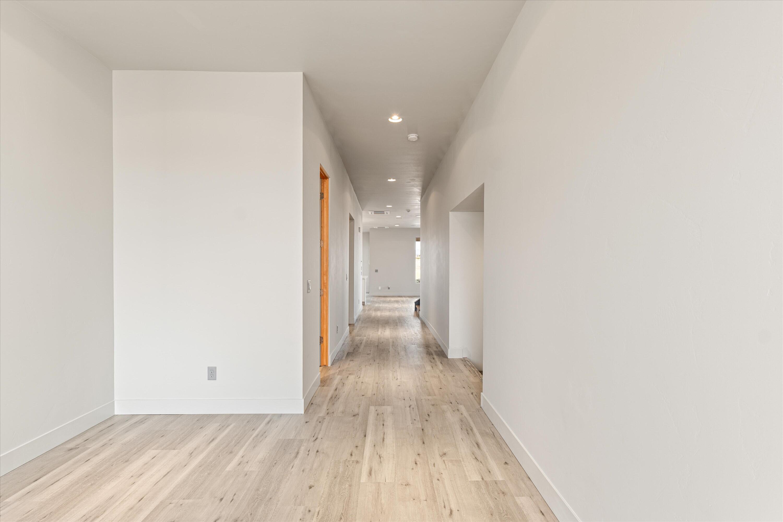 TONAQUINT VALLEY - Residential