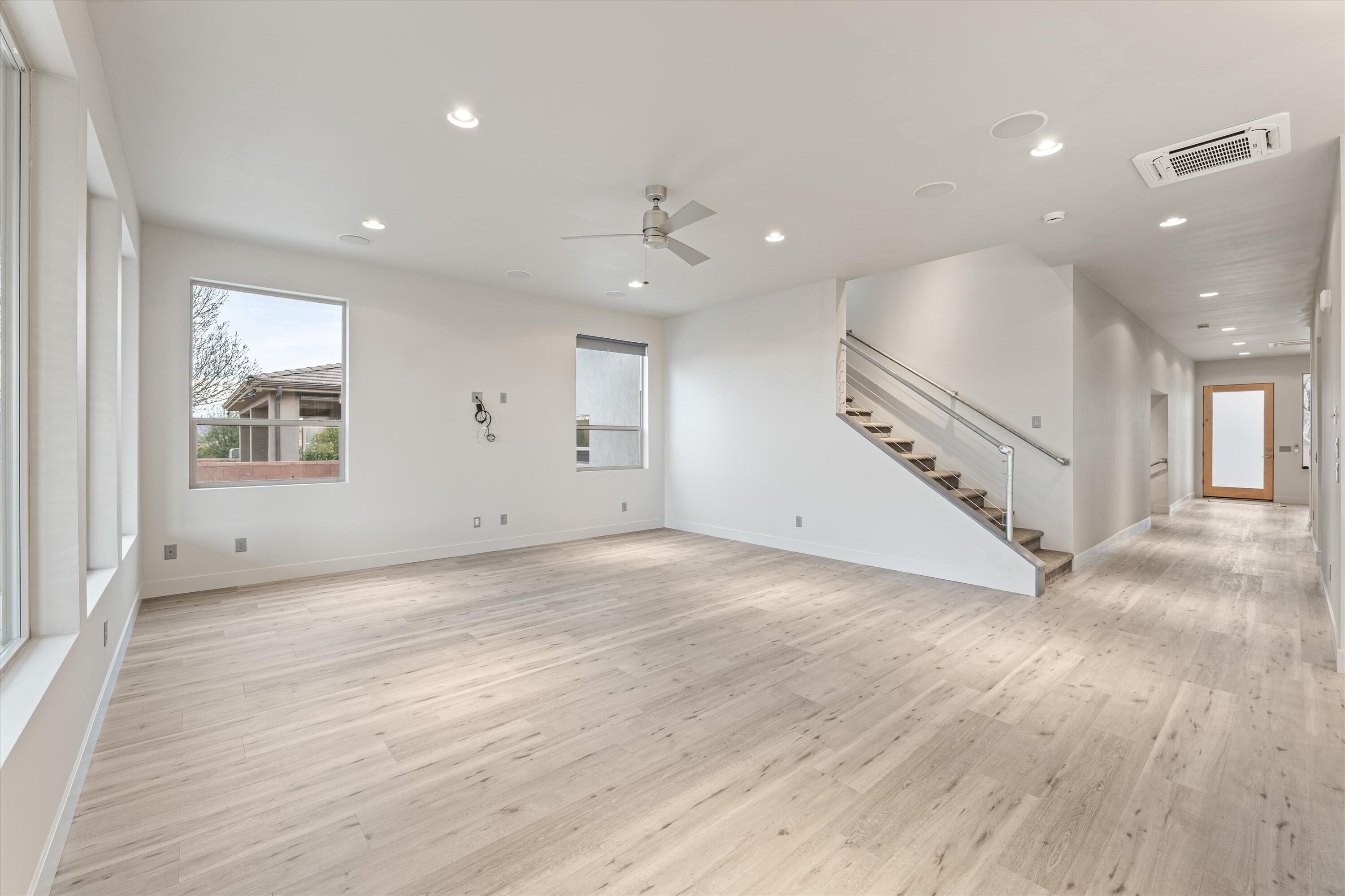 TONAQUINT VALLEY - Residential