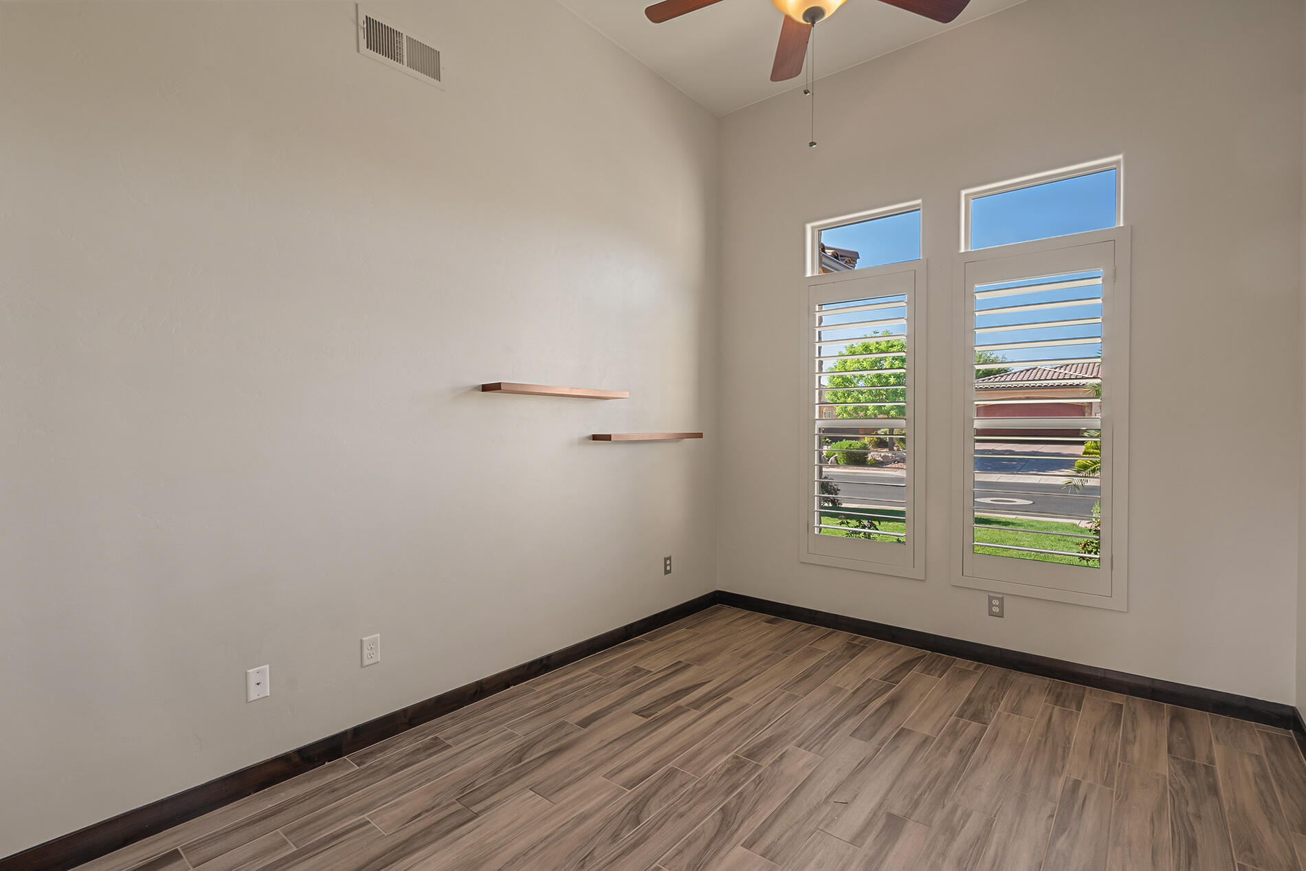 TONAQUINT VALLEY - Residential