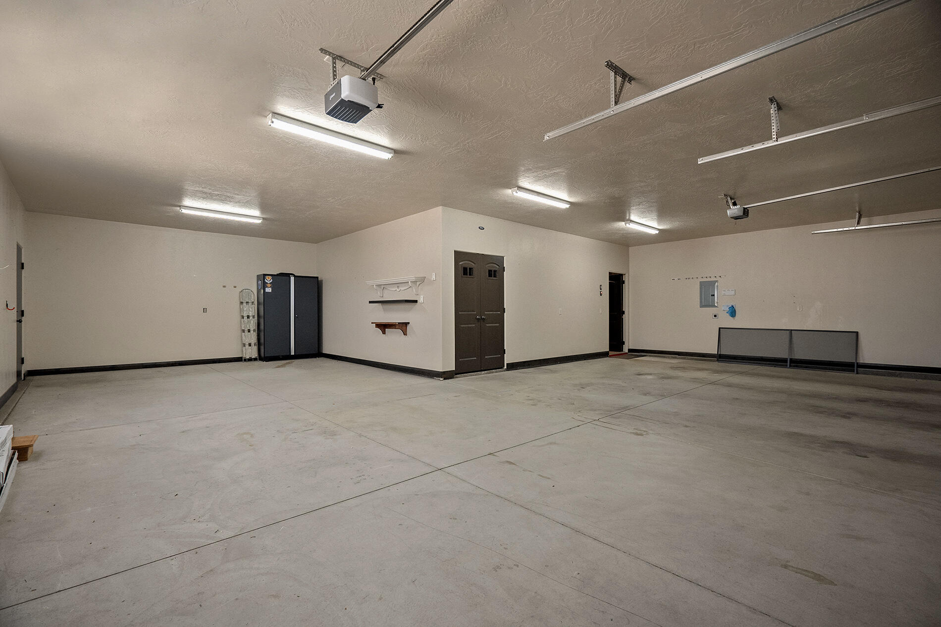 TONAQUINT VALLEY - Residential