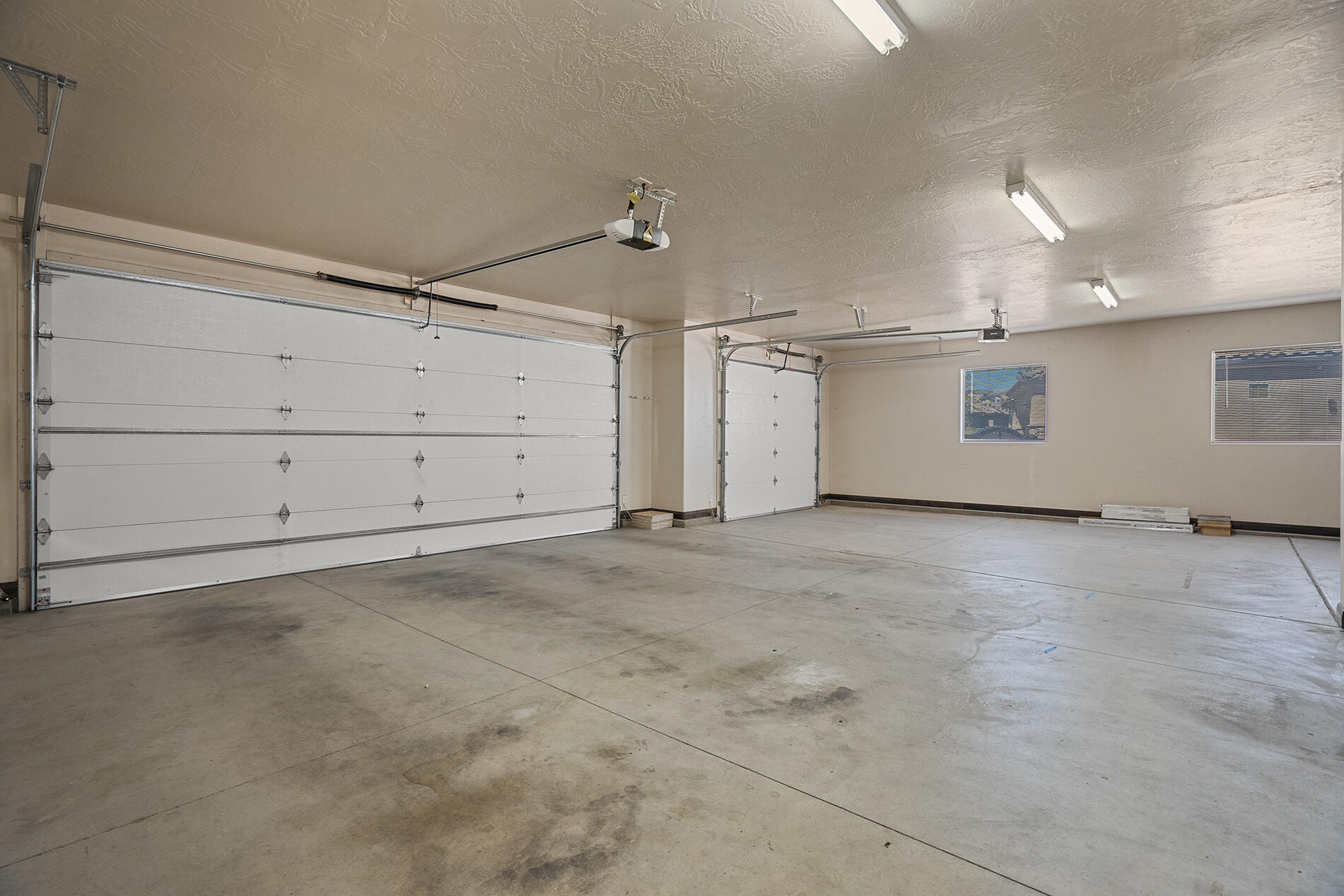 TONAQUINT VALLEY - Residential