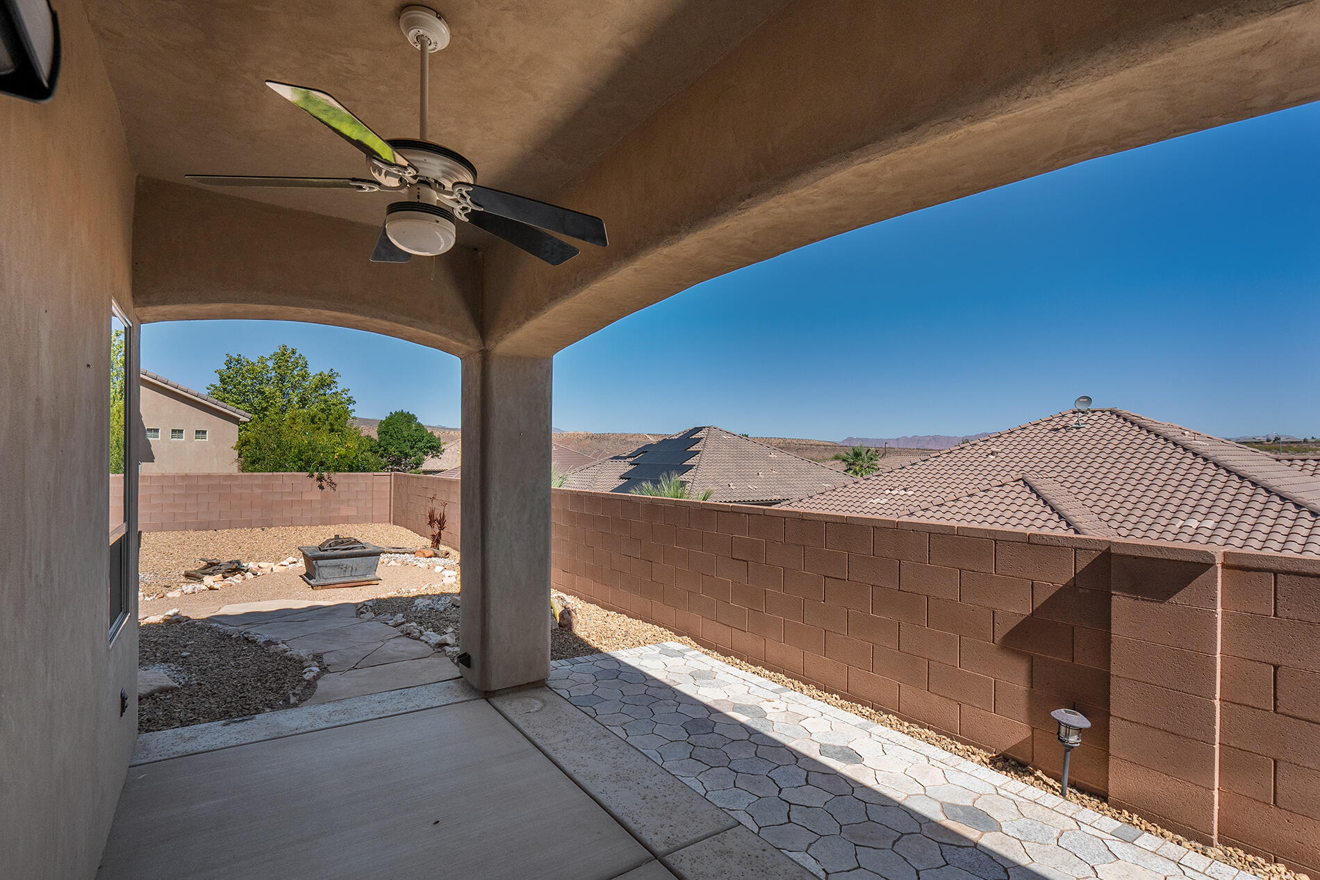 TONAQUINT VALLEY - Residential