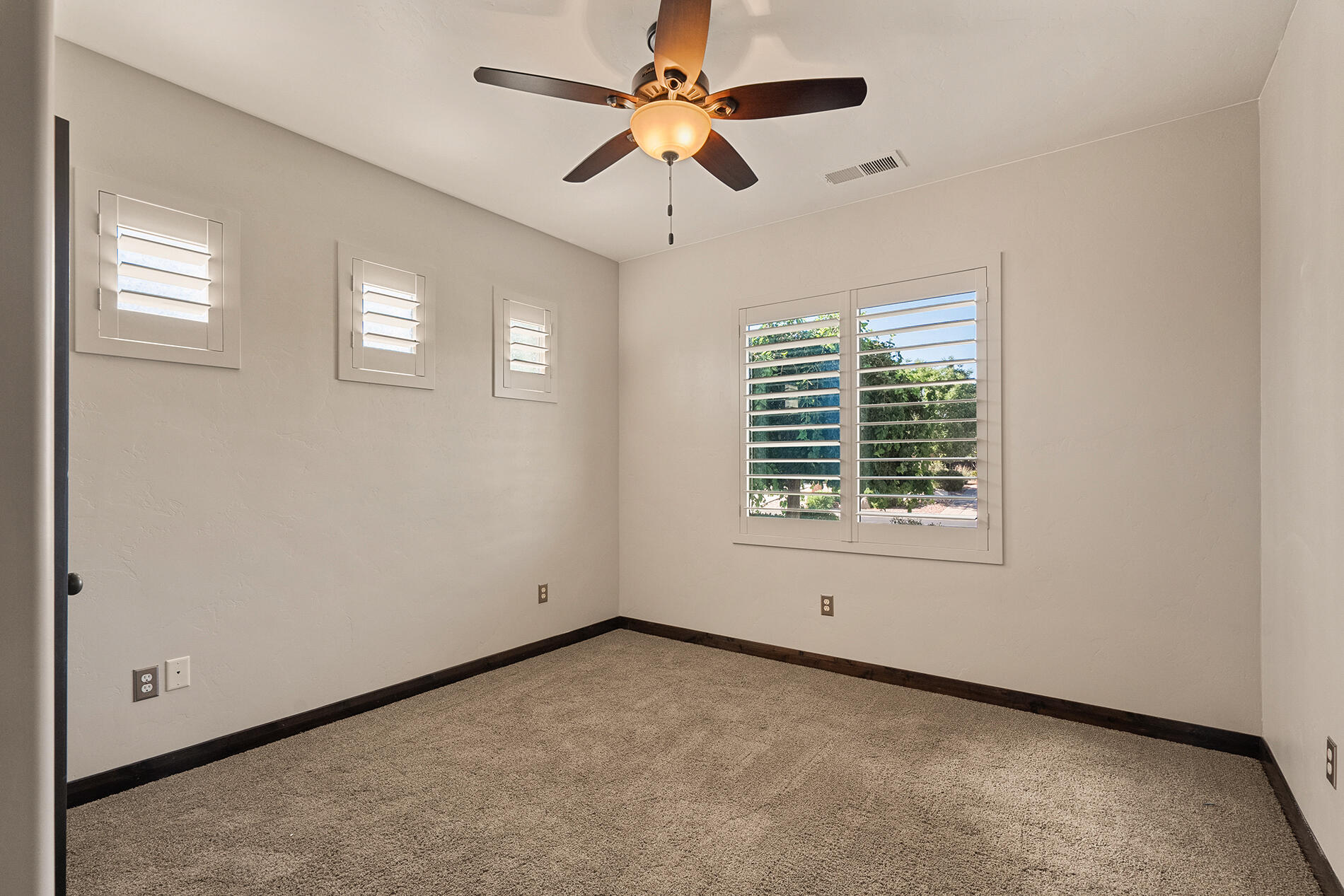 TONAQUINT VALLEY - Residential