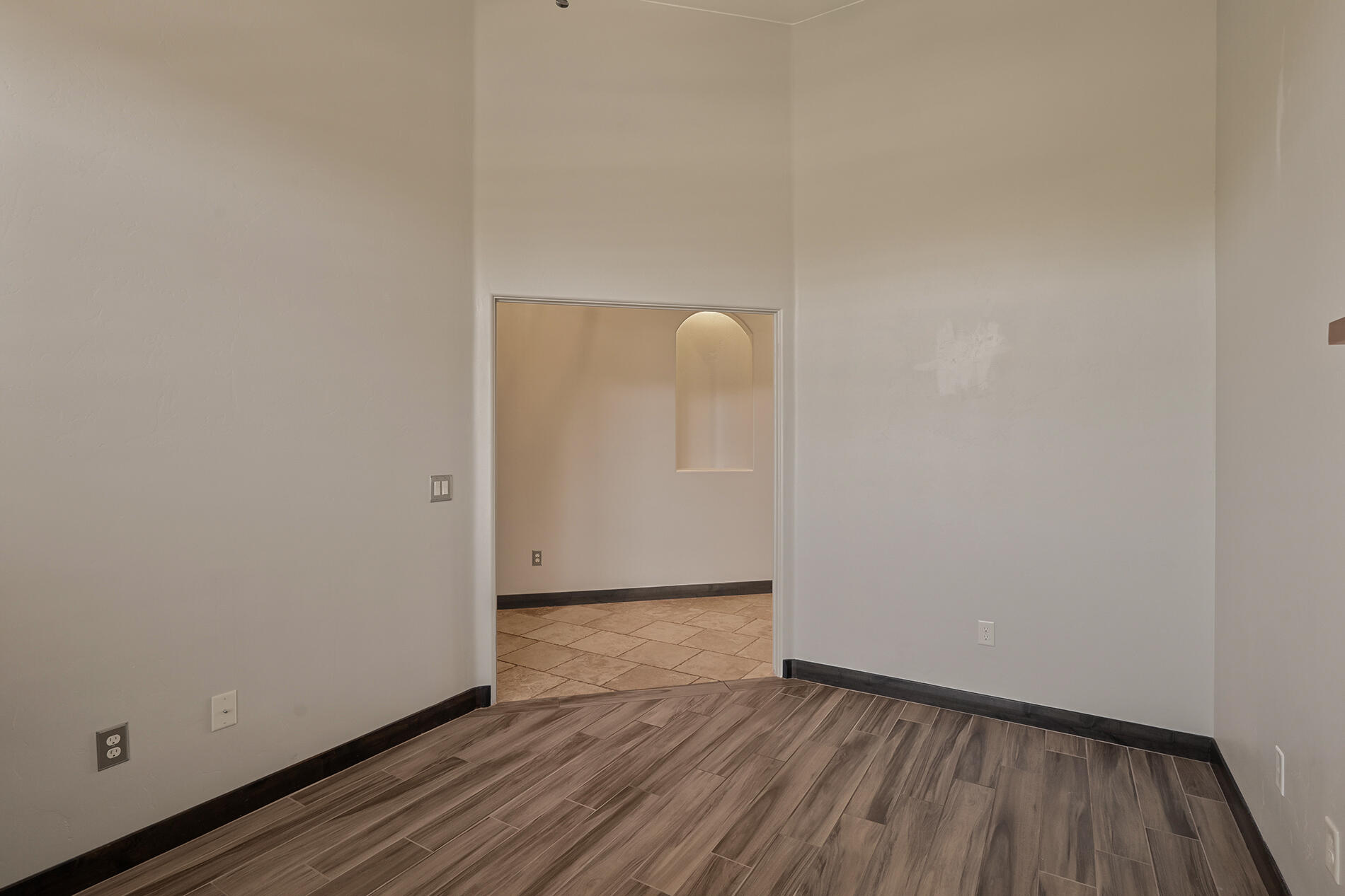 TONAQUINT VALLEY - Residential