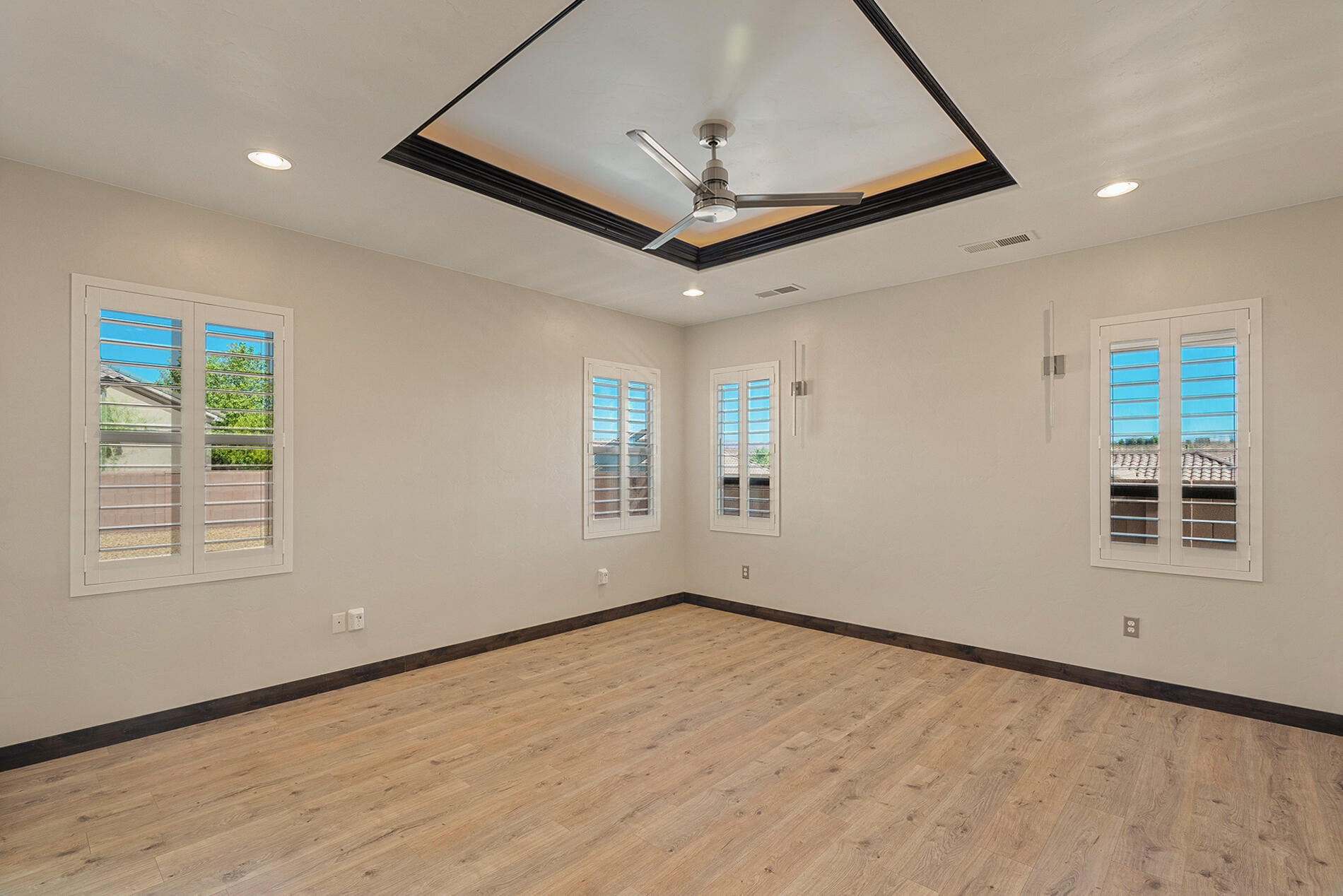 TONAQUINT VALLEY - Residential