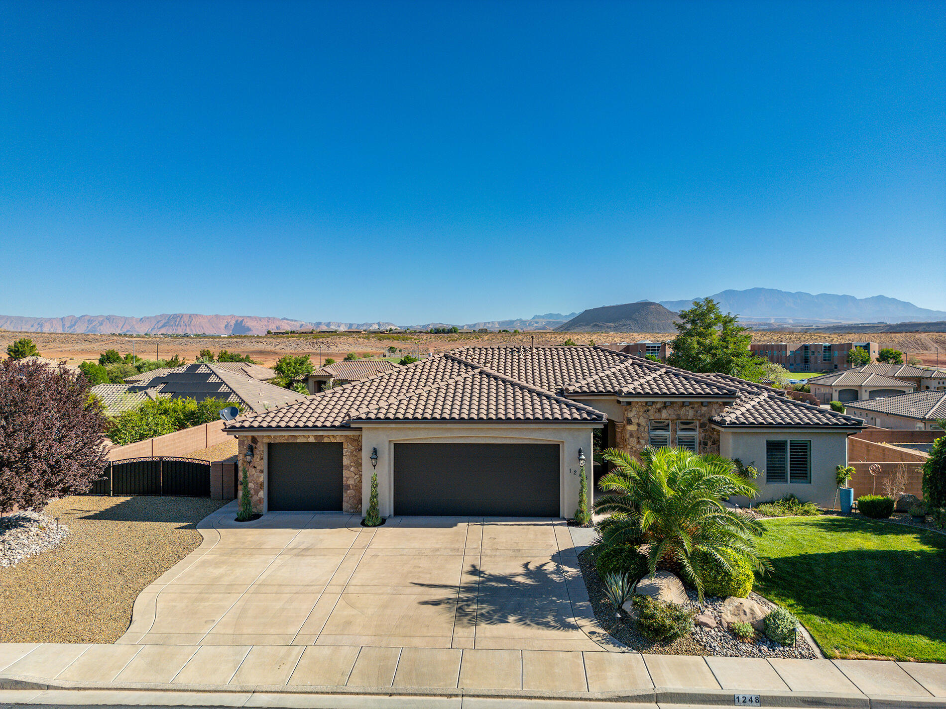 TONAQUINT VALLEY - Residential
