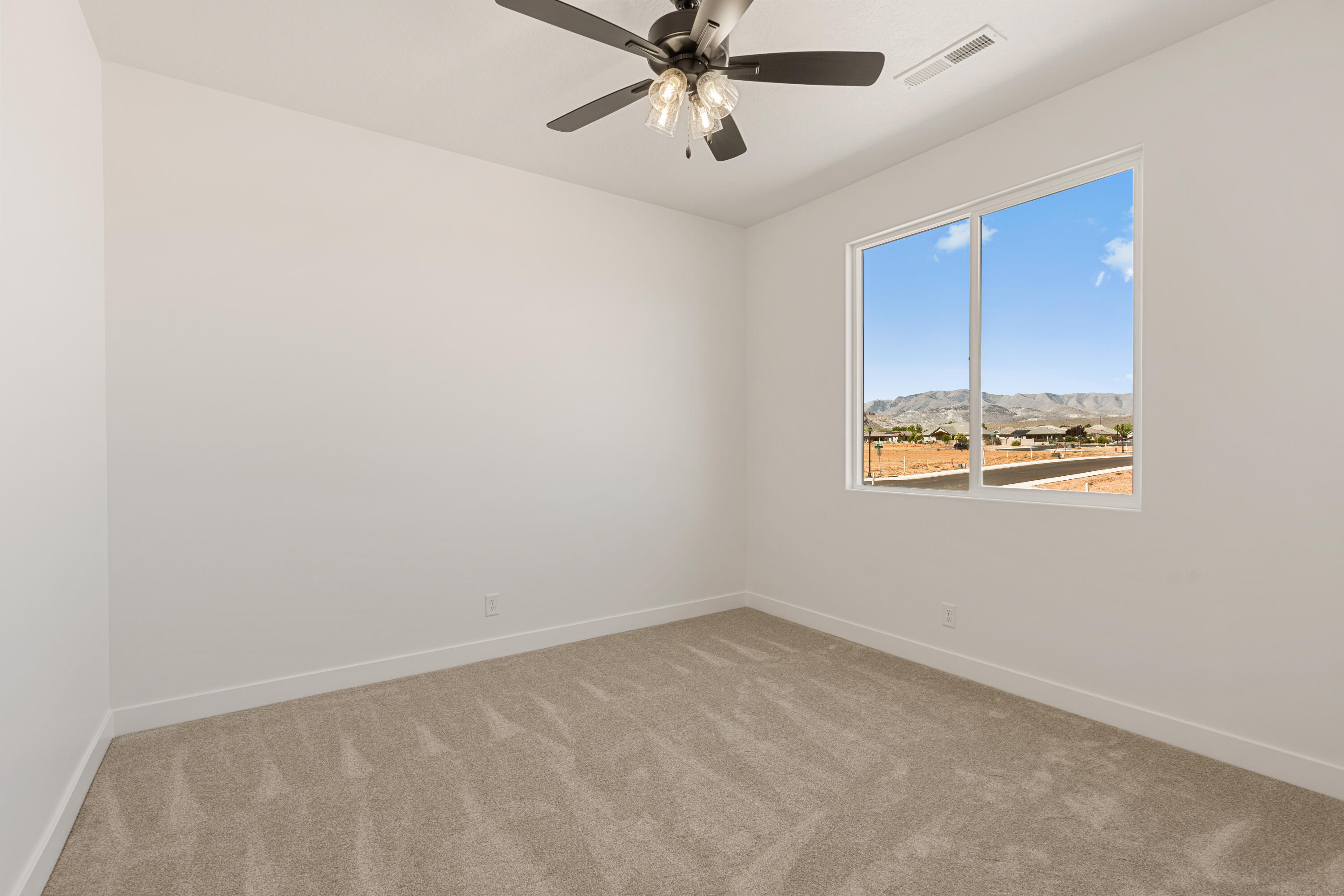 PIONEER POINTE - Residential