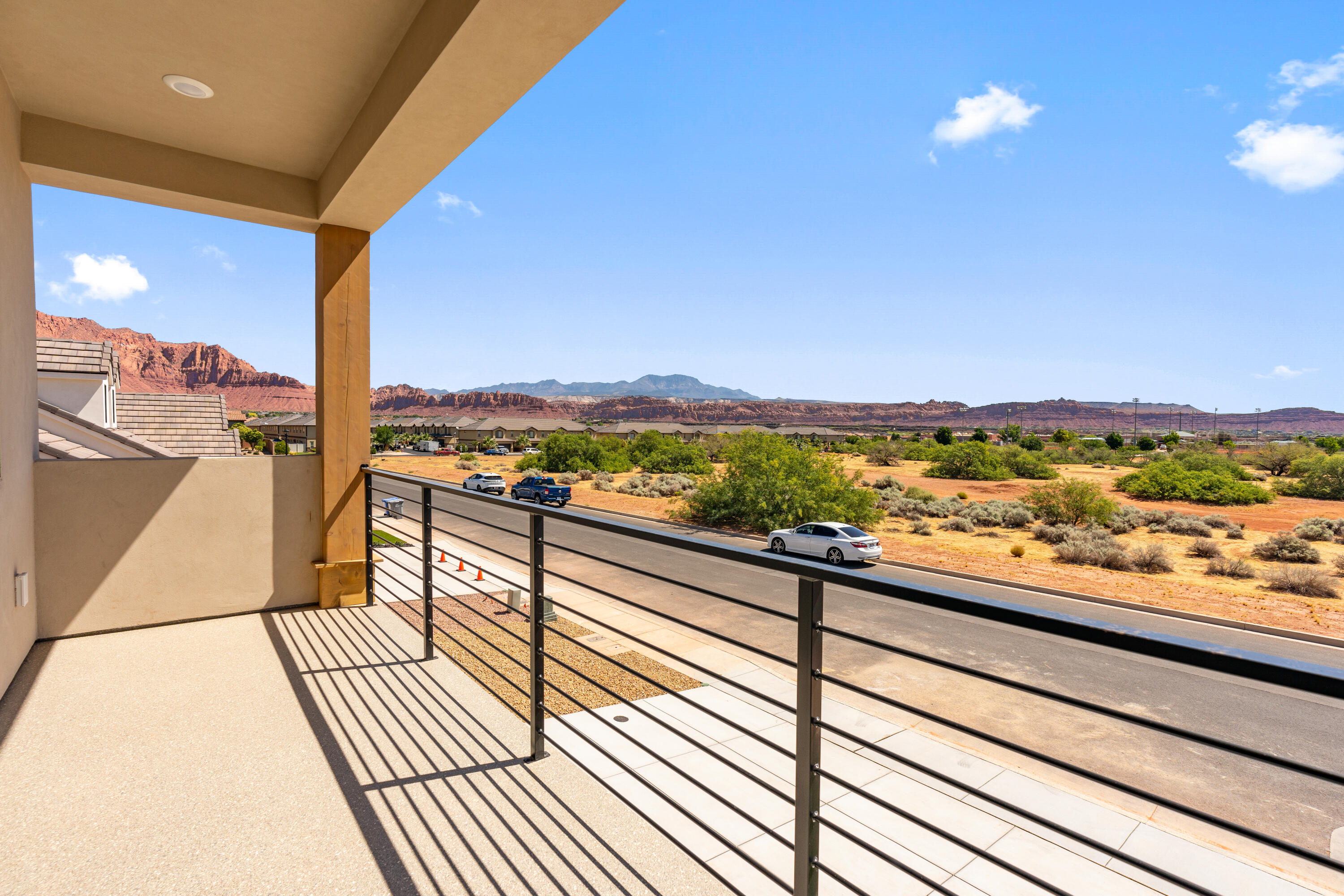PIONEER POINTE - Residential