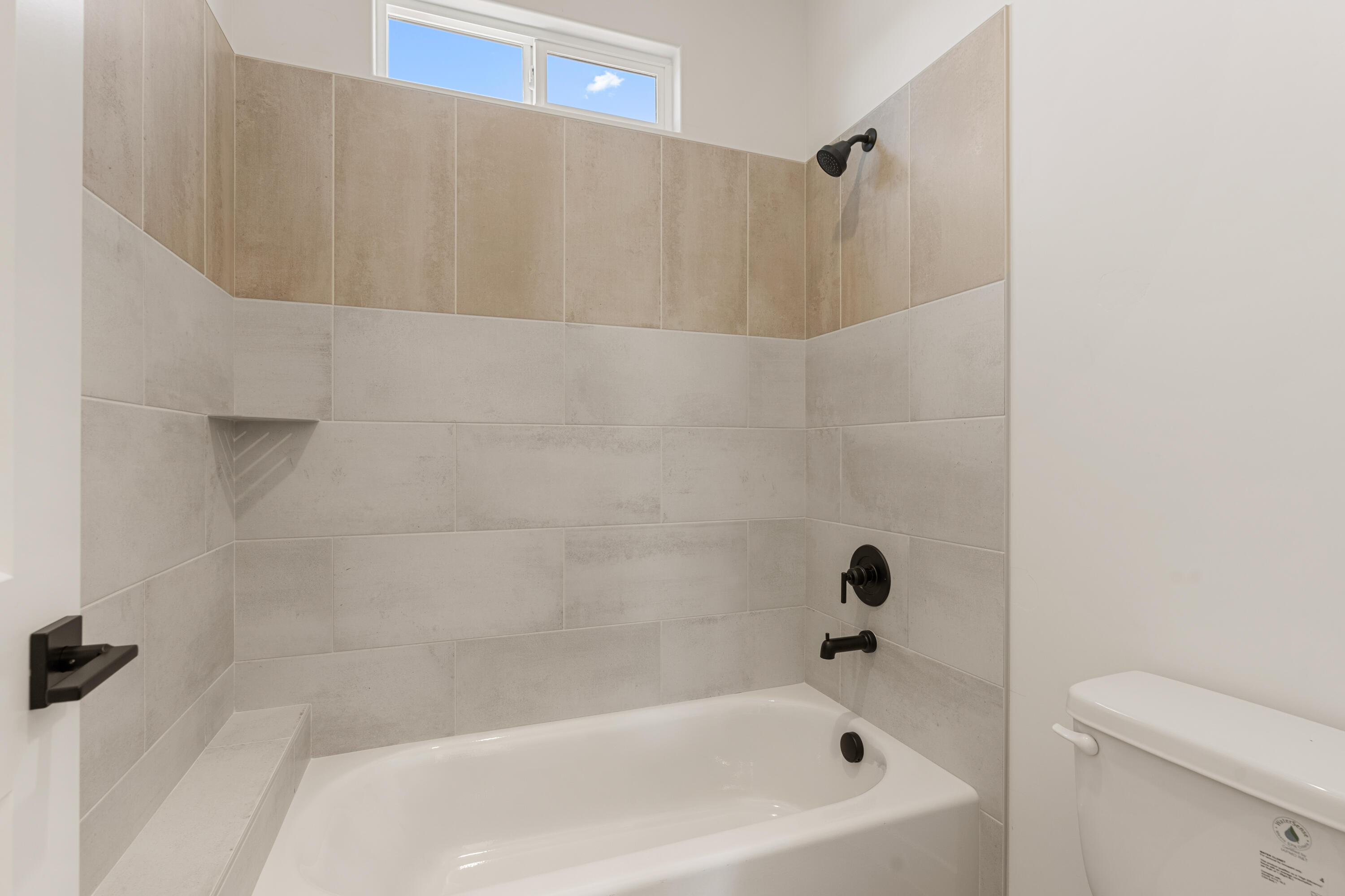PIONEER POINTE - Residential