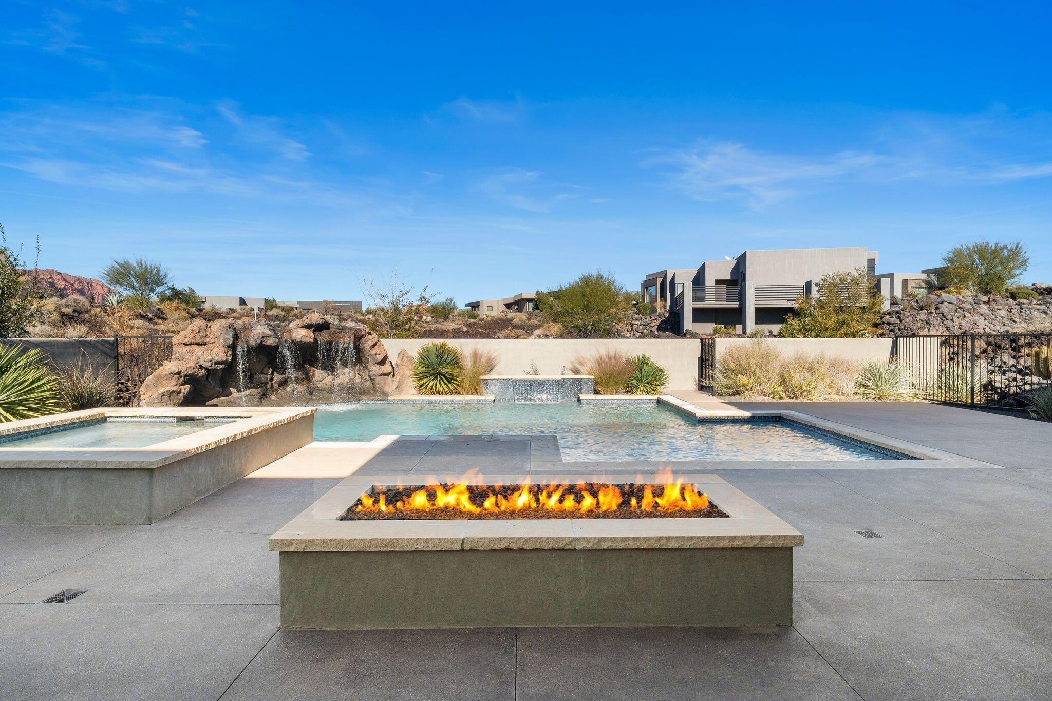 ENTRADA AT SNOW CANYON CHACO WEST - Residential