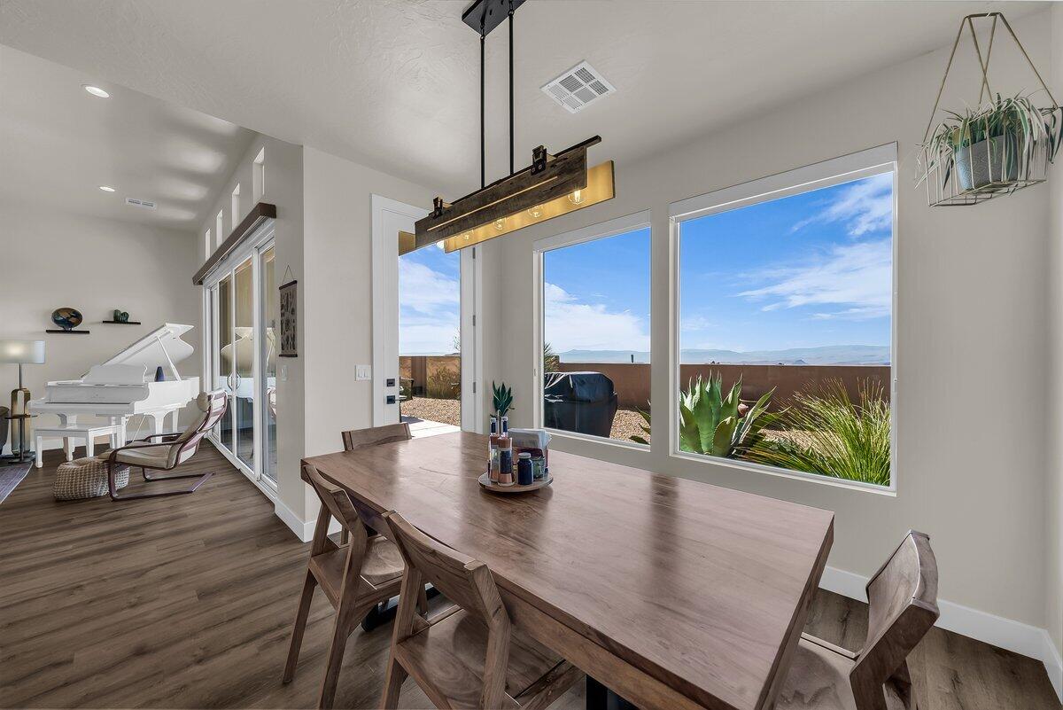 LEDGES OF SG POCKET MESA - Residential