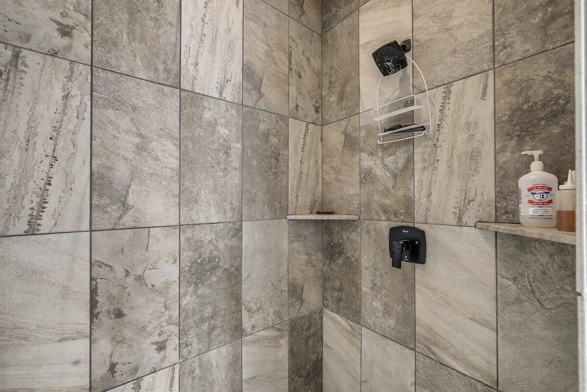 LEDGES OF SG POCKET MESA - Residential