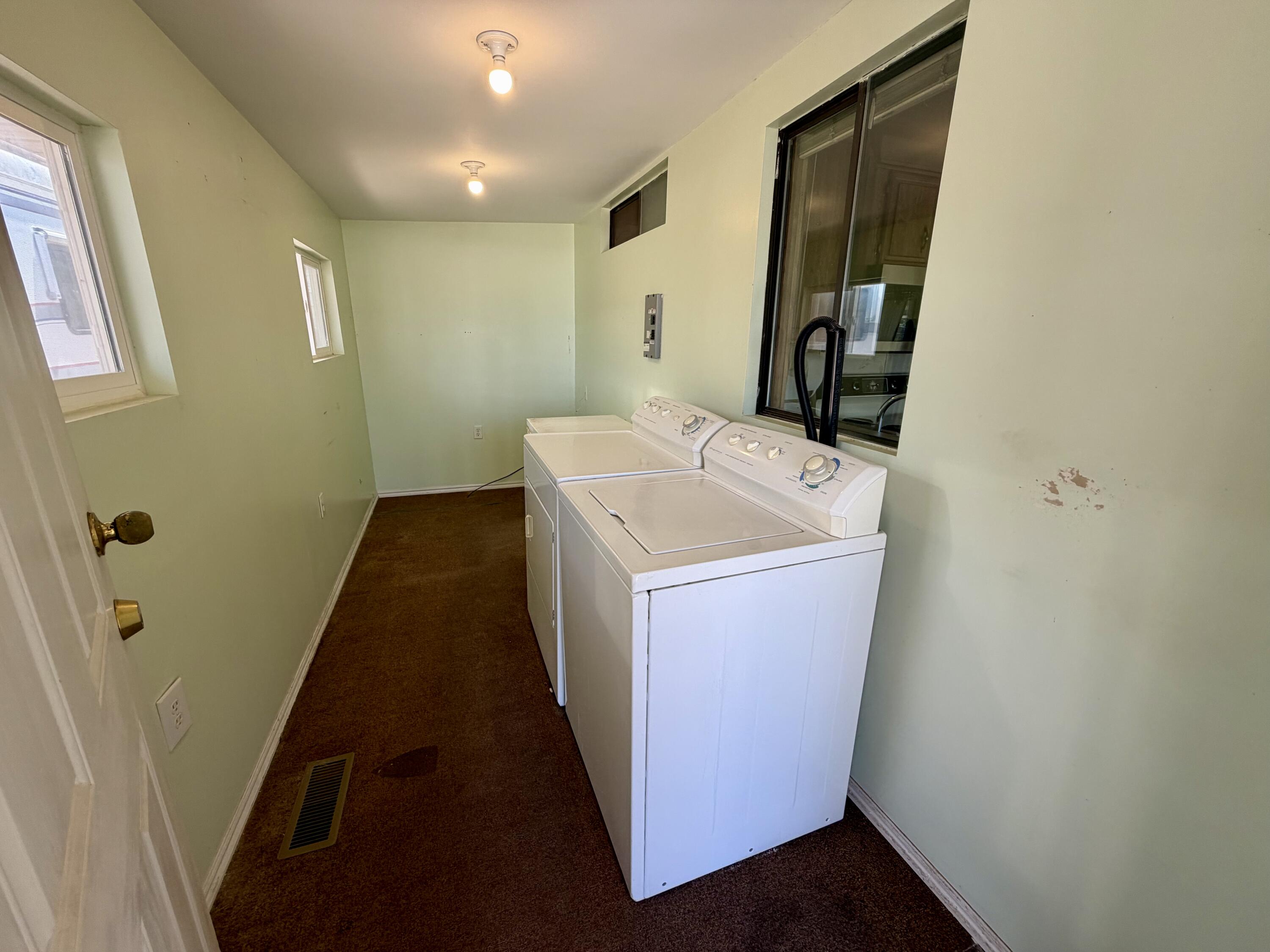 DIXIE DOWNS RV RESORT - Residential