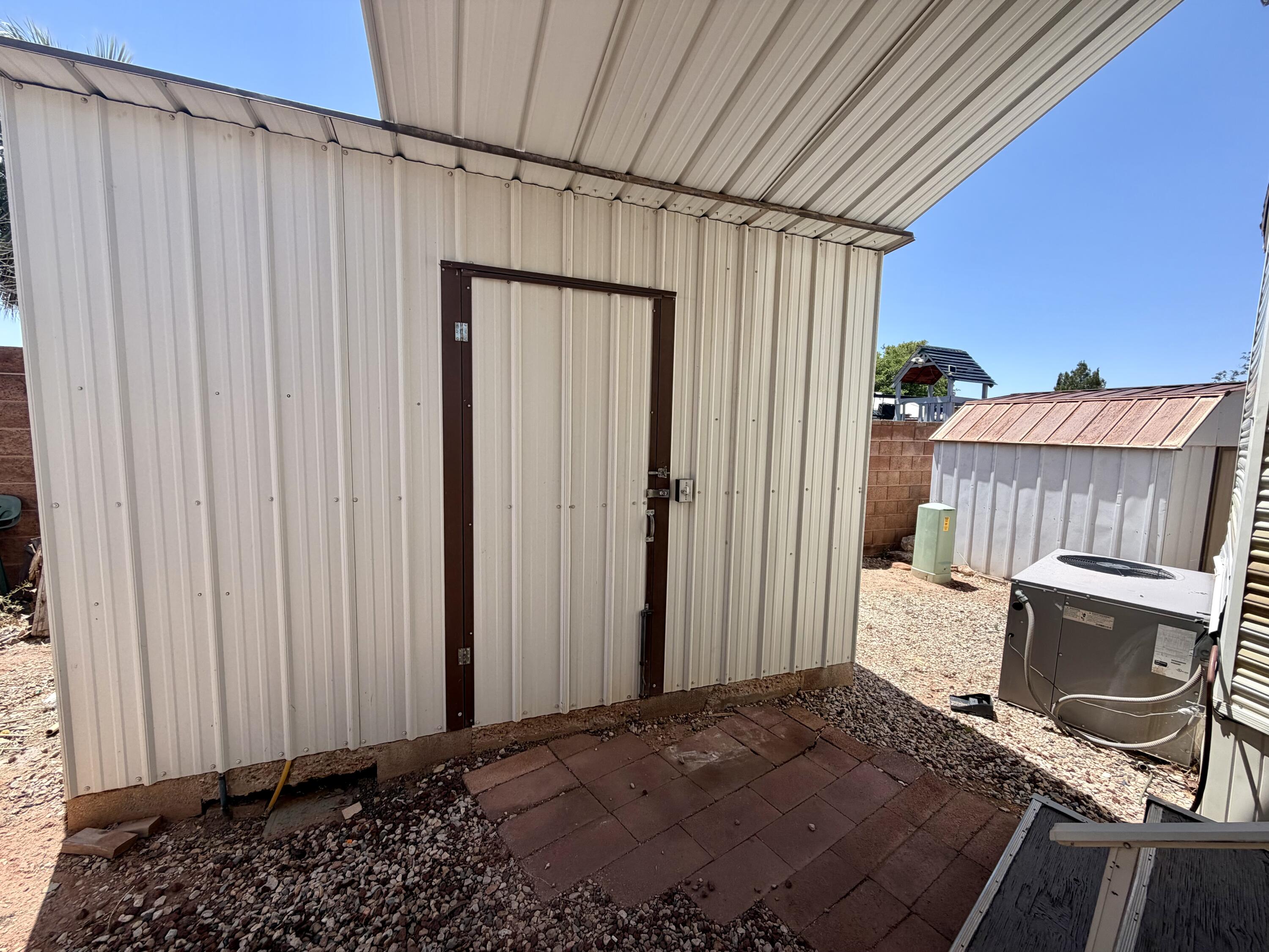 DIXIE DOWNS RV RESORT - Residential