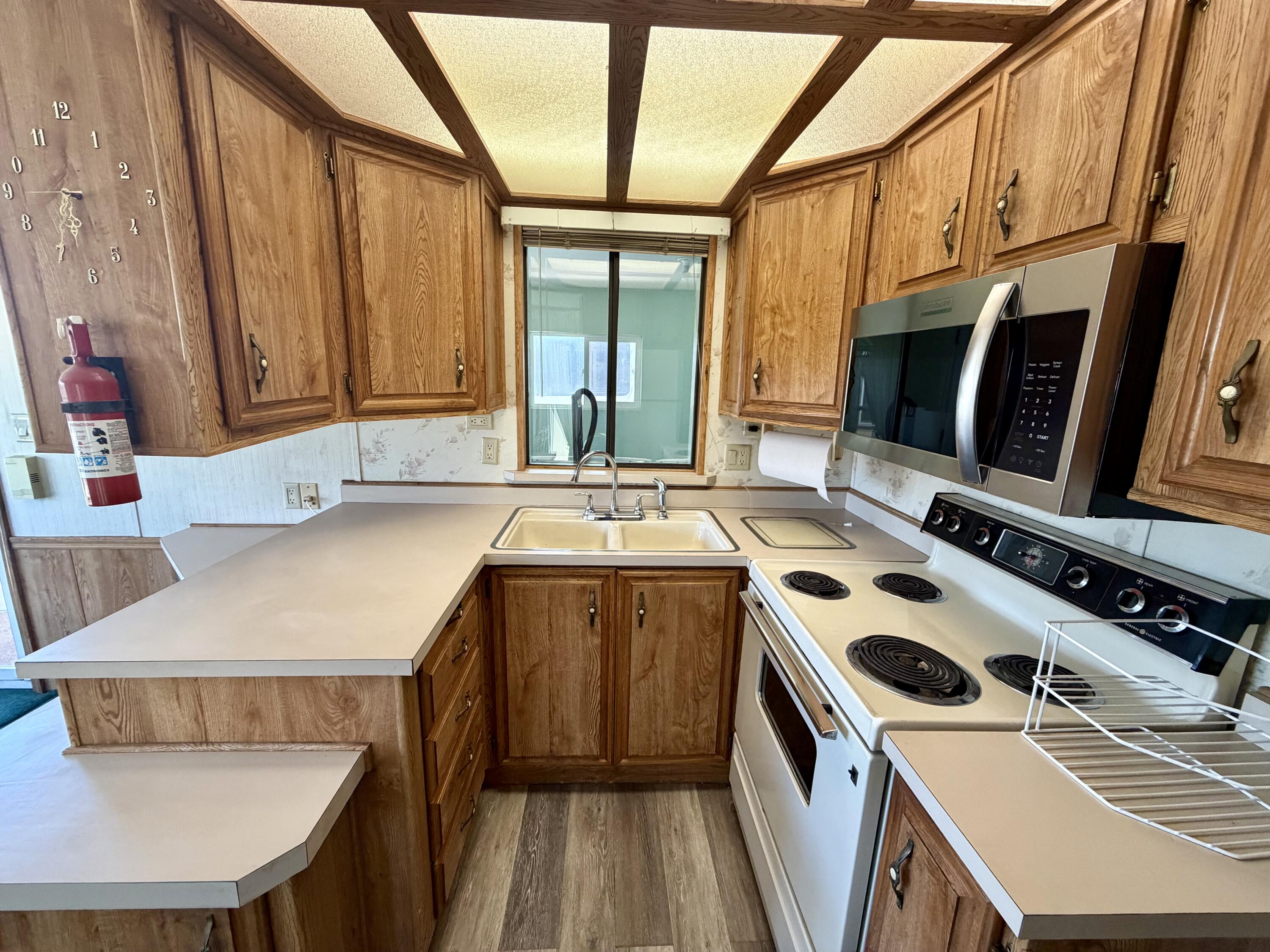 DIXIE DOWNS RV RESORT - Residential