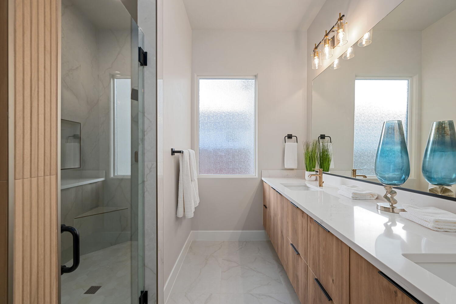 LAKESIDE AT STUCKI FARMS - Residential