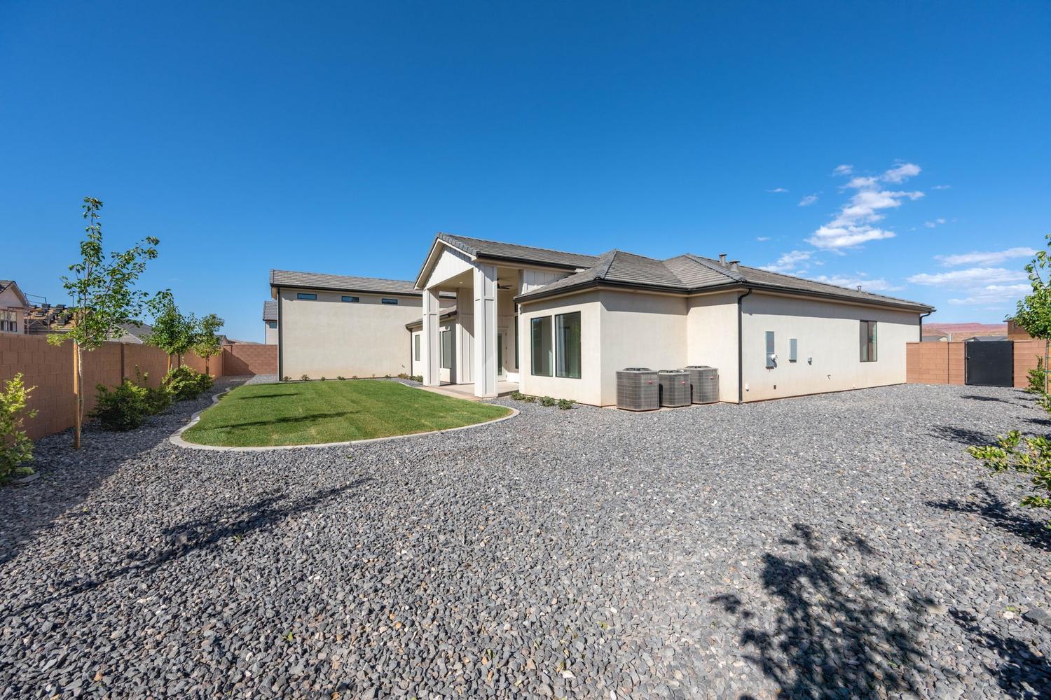 LAKESIDE AT STUCKI FARMS - Residential