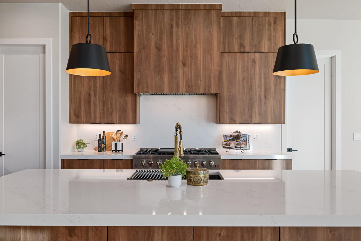 LAKESIDE AT STUCKI FARMS - Residential