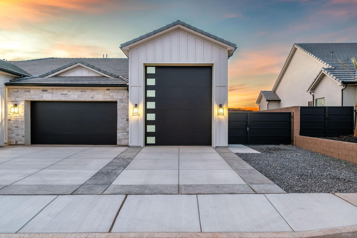 LAKESIDE AT STUCKI FARMS - Residential