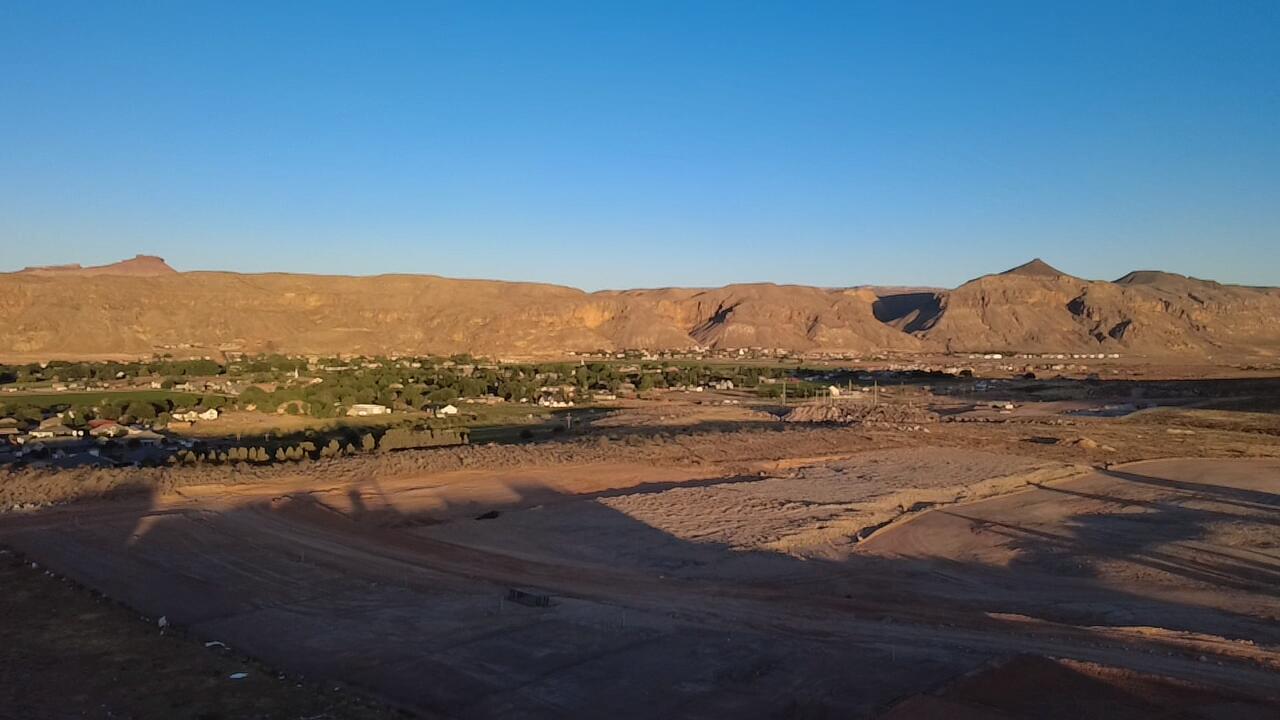 MOUNTAIN VIEW ESTATES - Residential